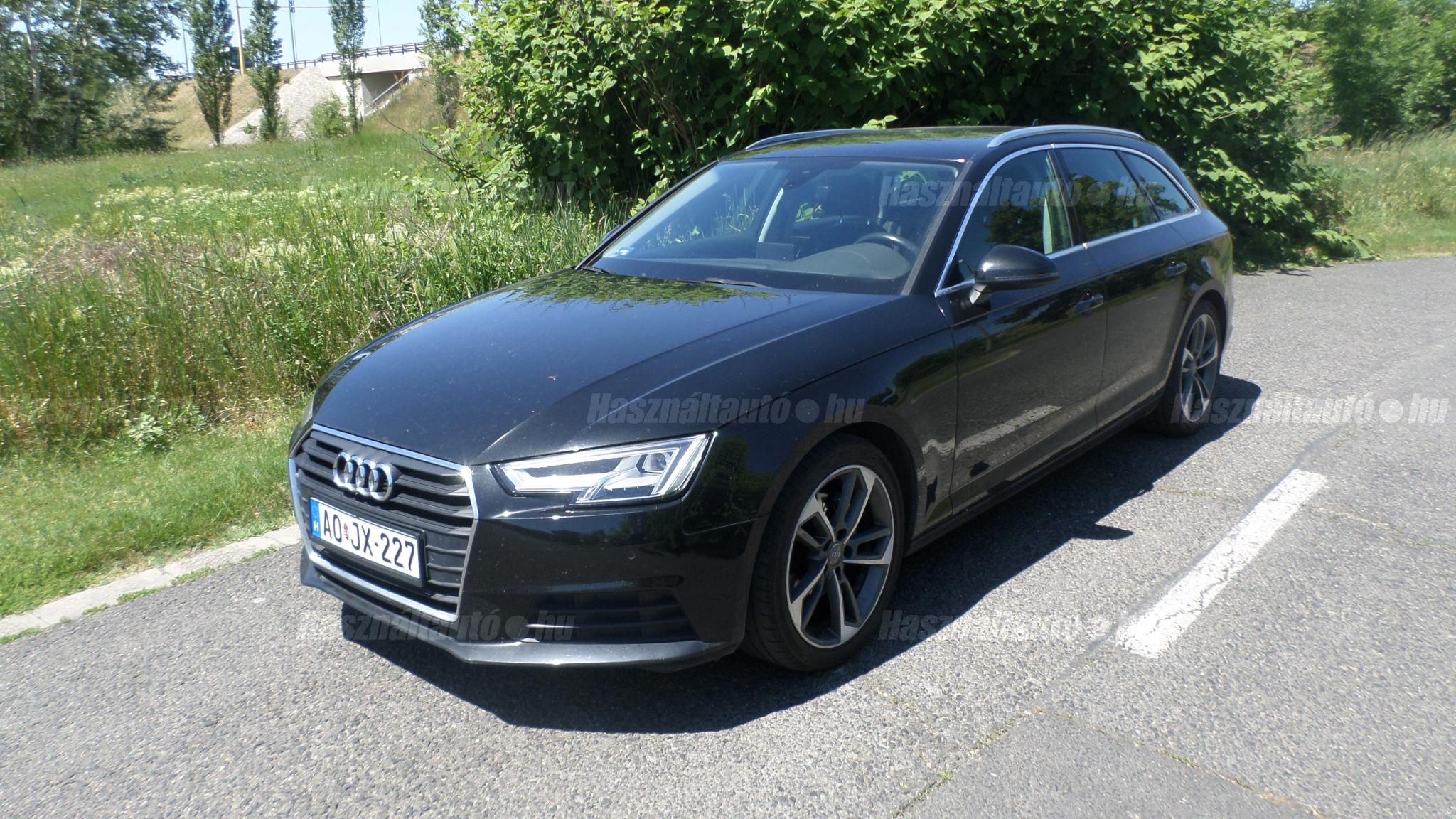 AUDI A4 2019/4 - 1