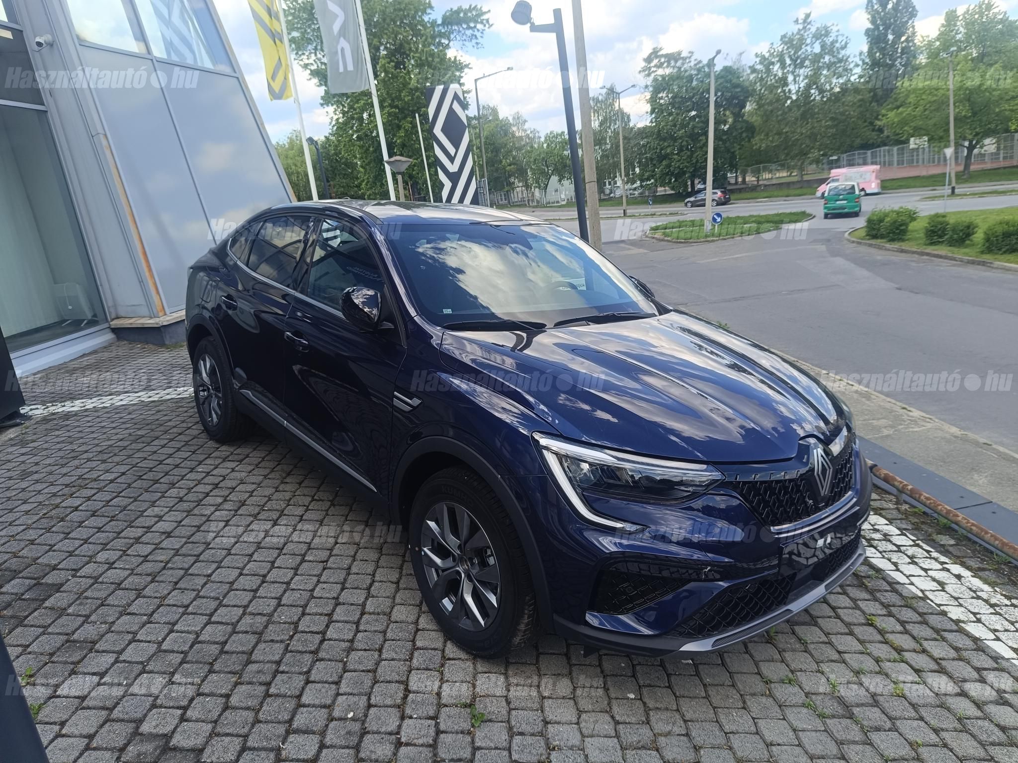 RENAULT ARKANA 2026/5 - 1