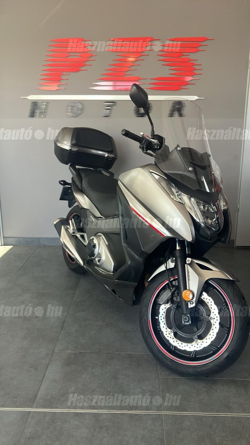 HONDA NC 750 D 2017/4 - 1