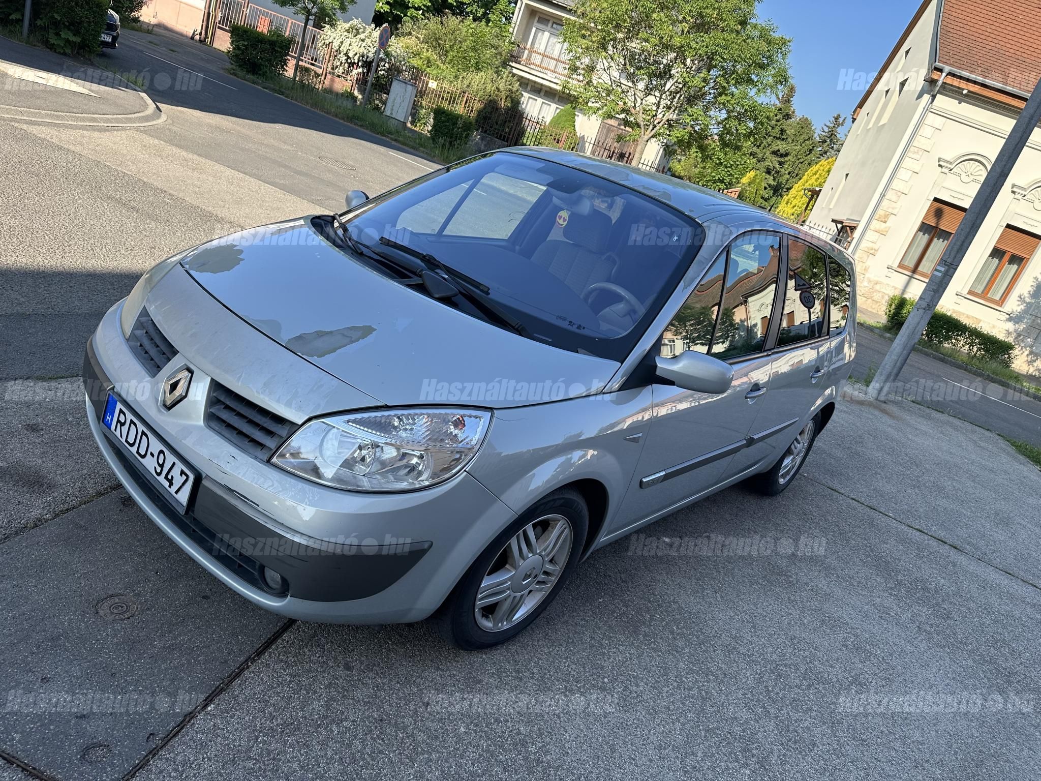 RENAULT GRAND SCENIC 2004/7 - 1