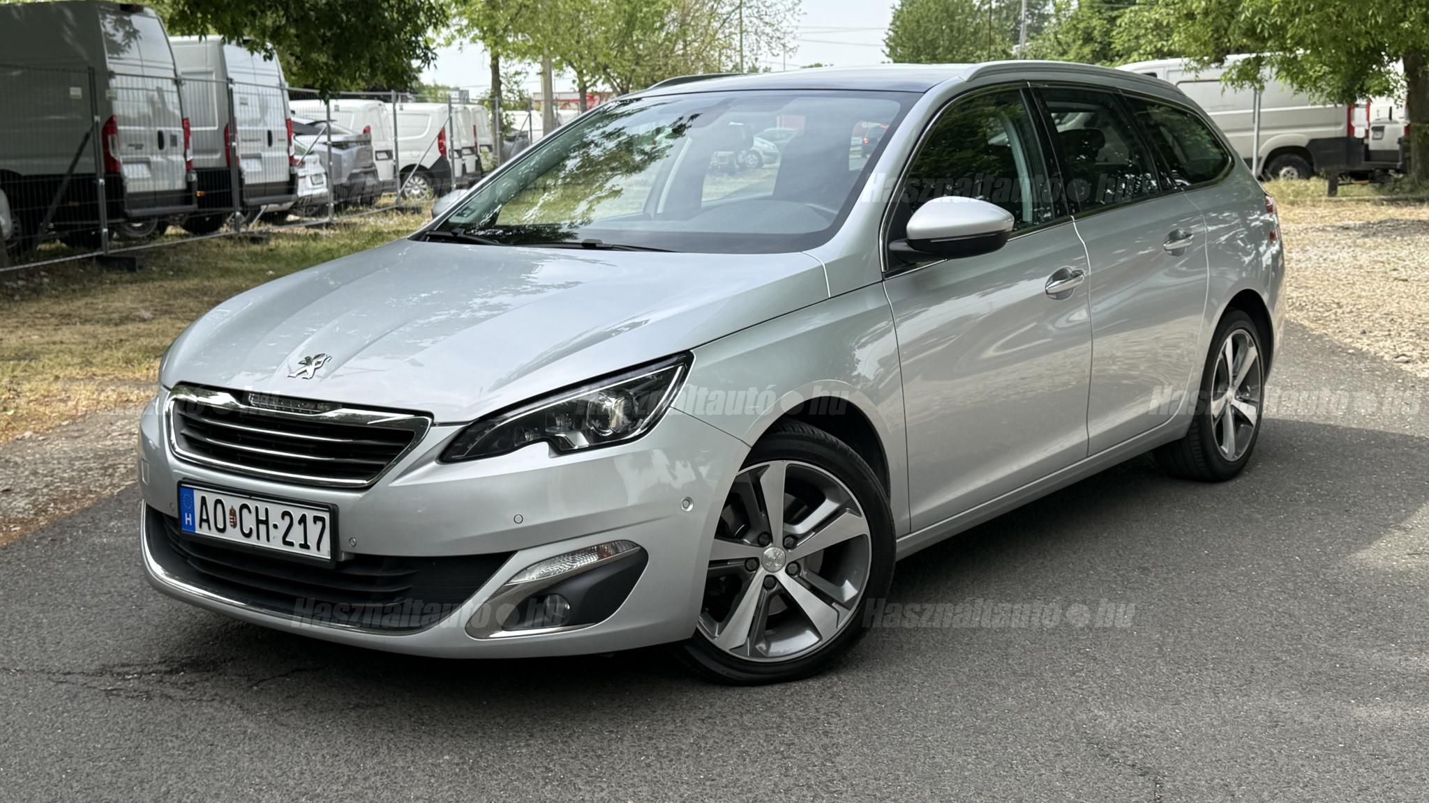 PEUGEOT 308 2015/6 - 1