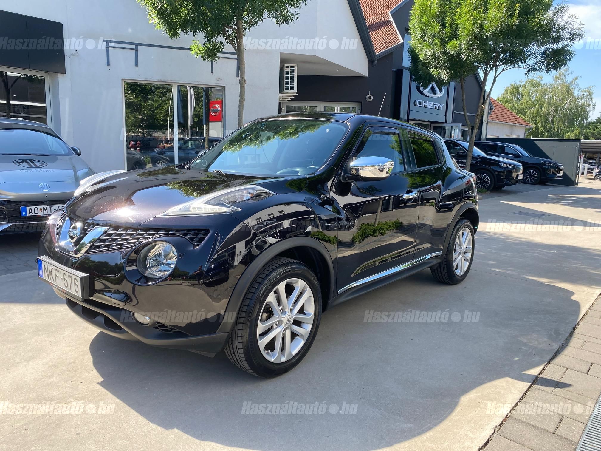 NISSAN JUKE 2015/12 - 1
