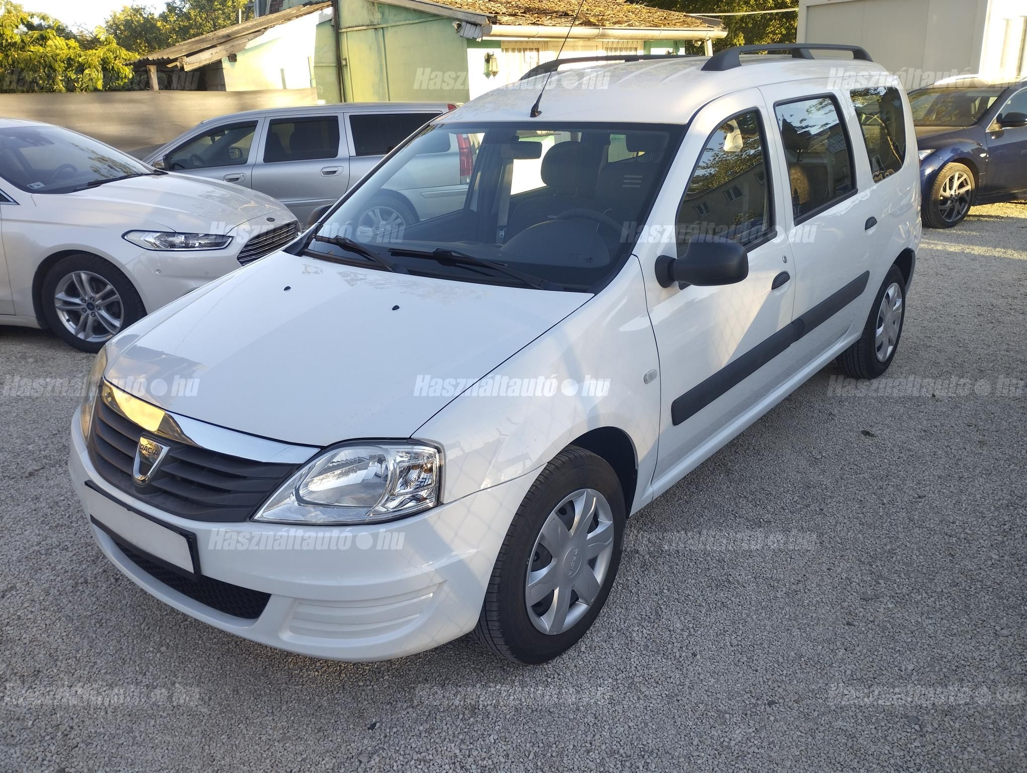 DACIA LOGAN 2012/7 - 1
