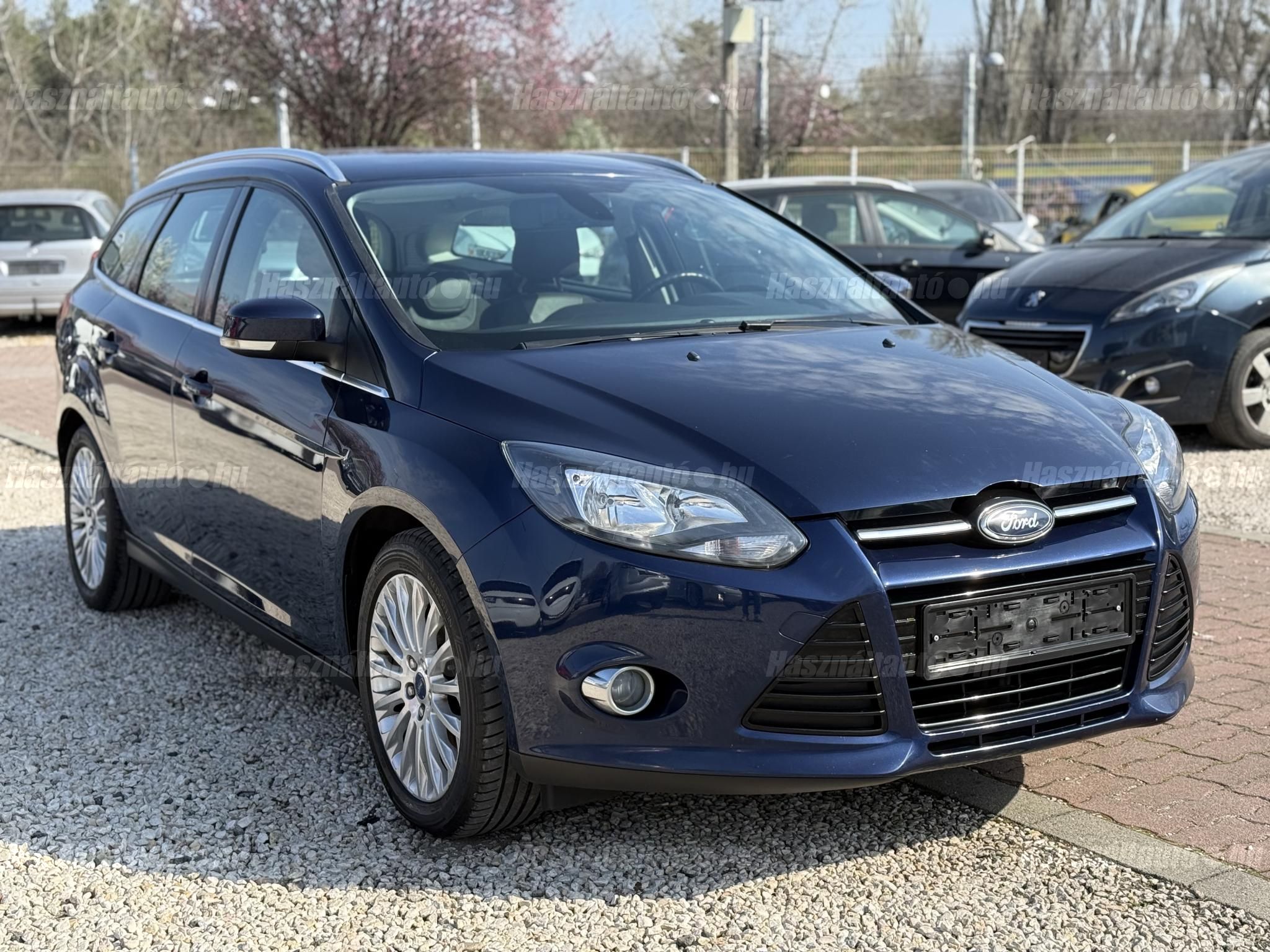 FORD FOCUS 2011/5 - 1