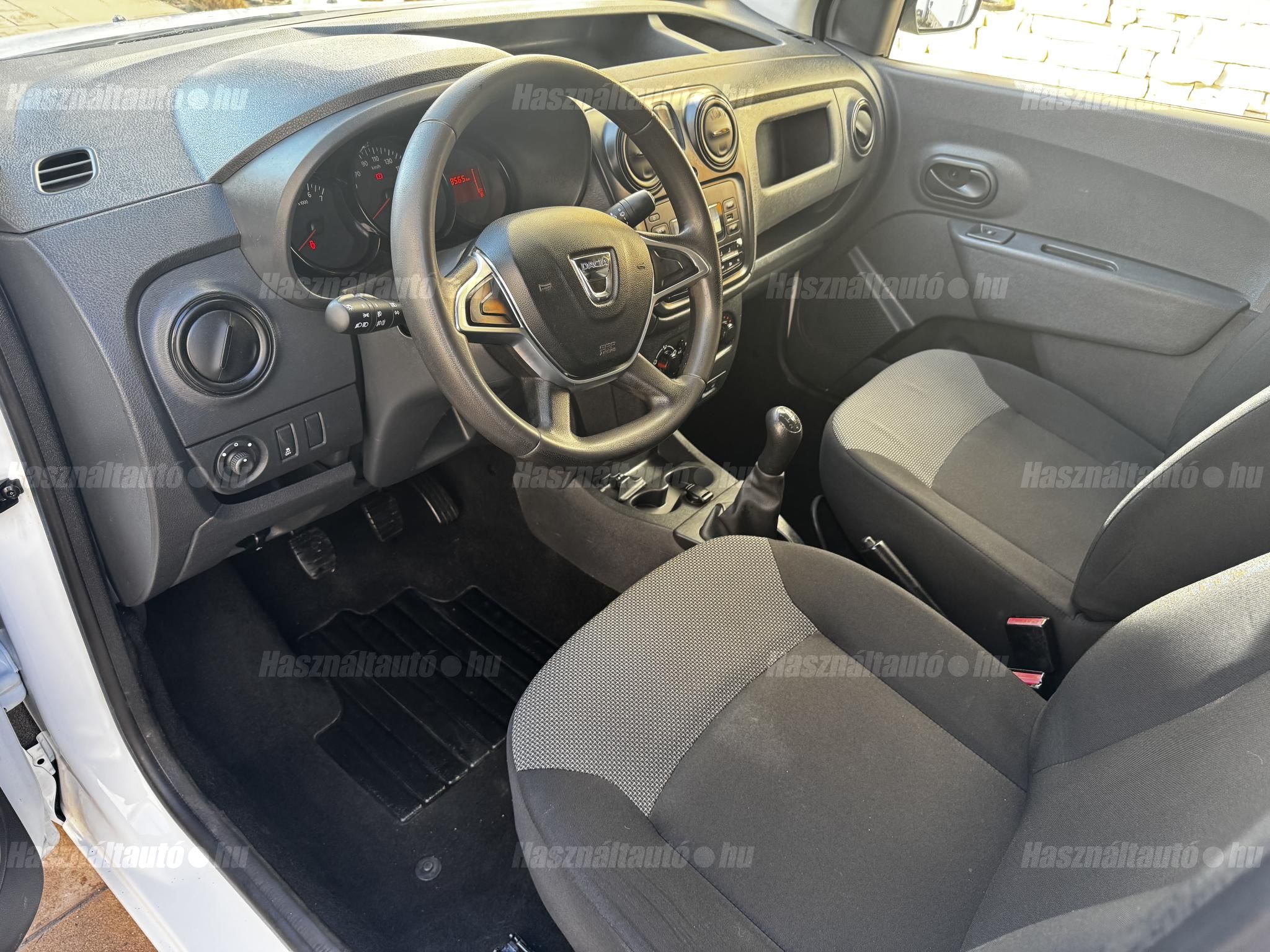DACIA DOKKER 2018/6 - 1