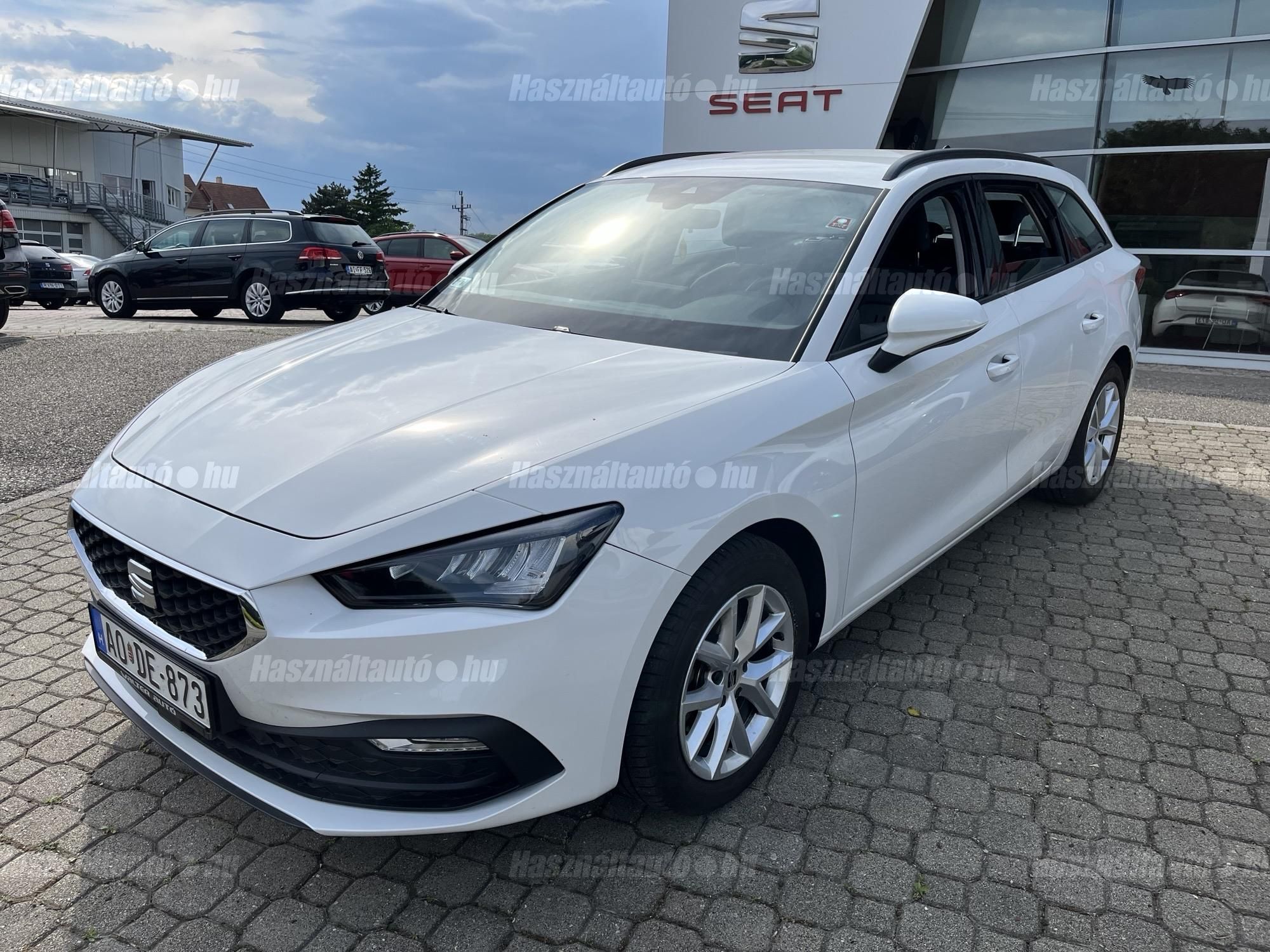 SEAT LEON 2025/8 - 1