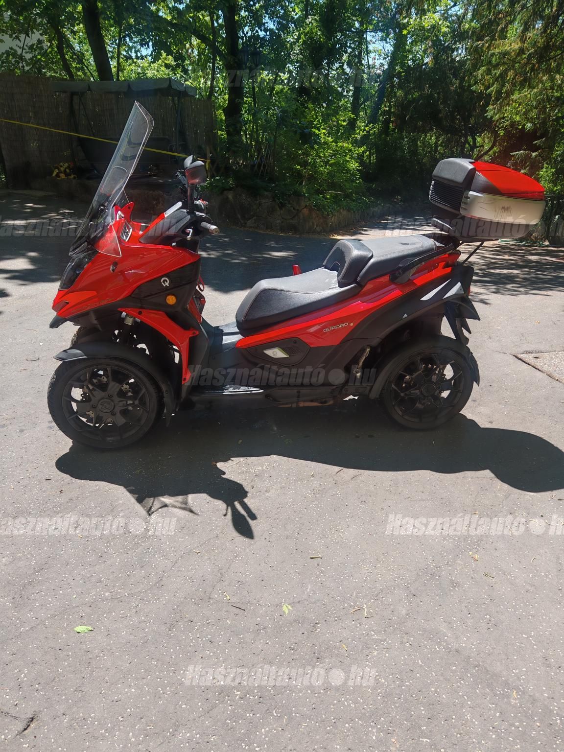 QUADRO QV4 2018/10 - 1