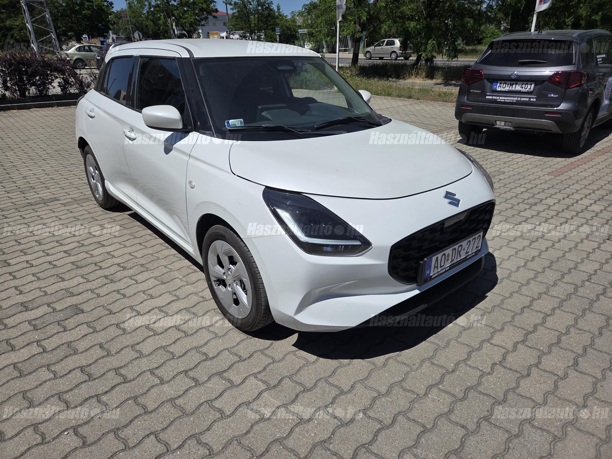 SUZUKI SWIFT 2025/6 - 1