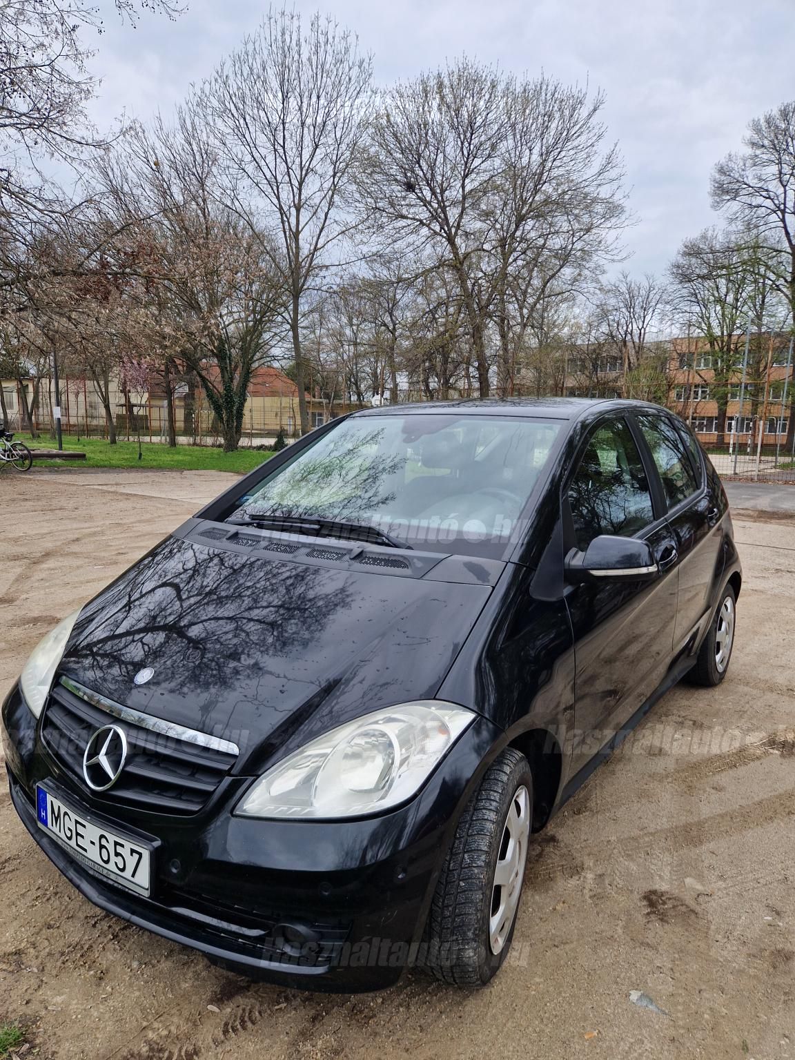 MERCEDES-BENZ A 160 2009/6 - 1