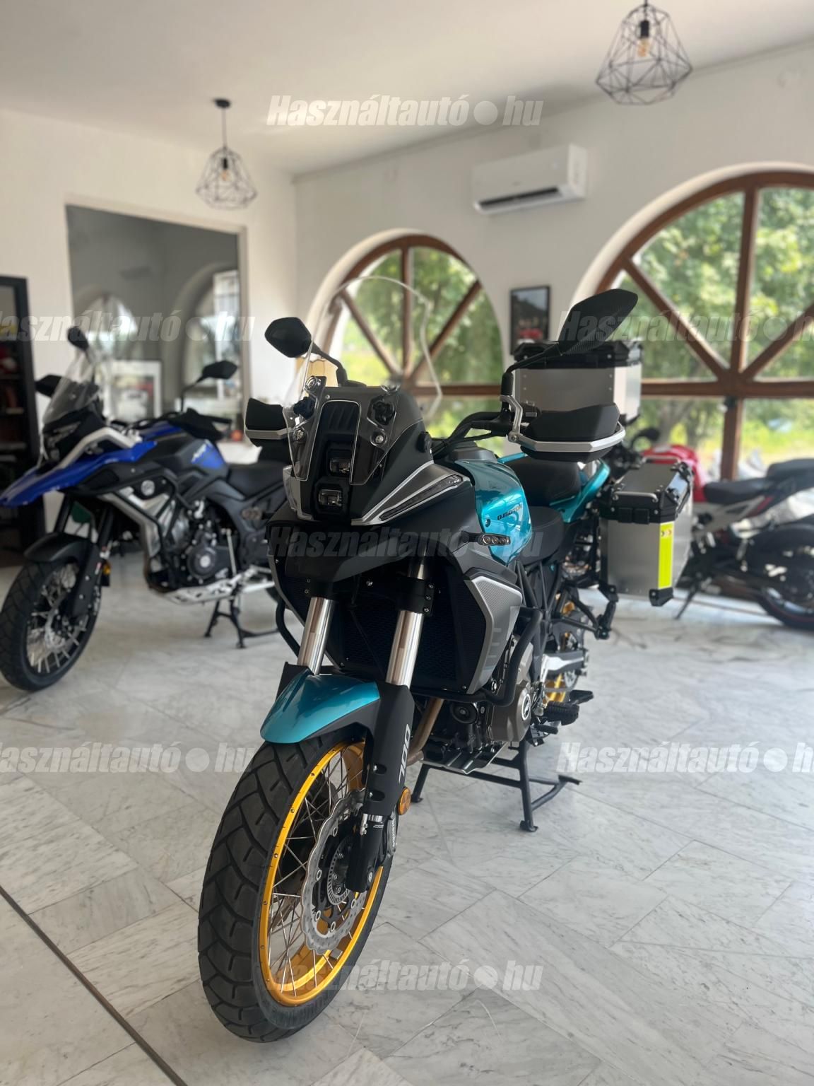 QJMOTOR SRT 700 SX 2026/3 - 1