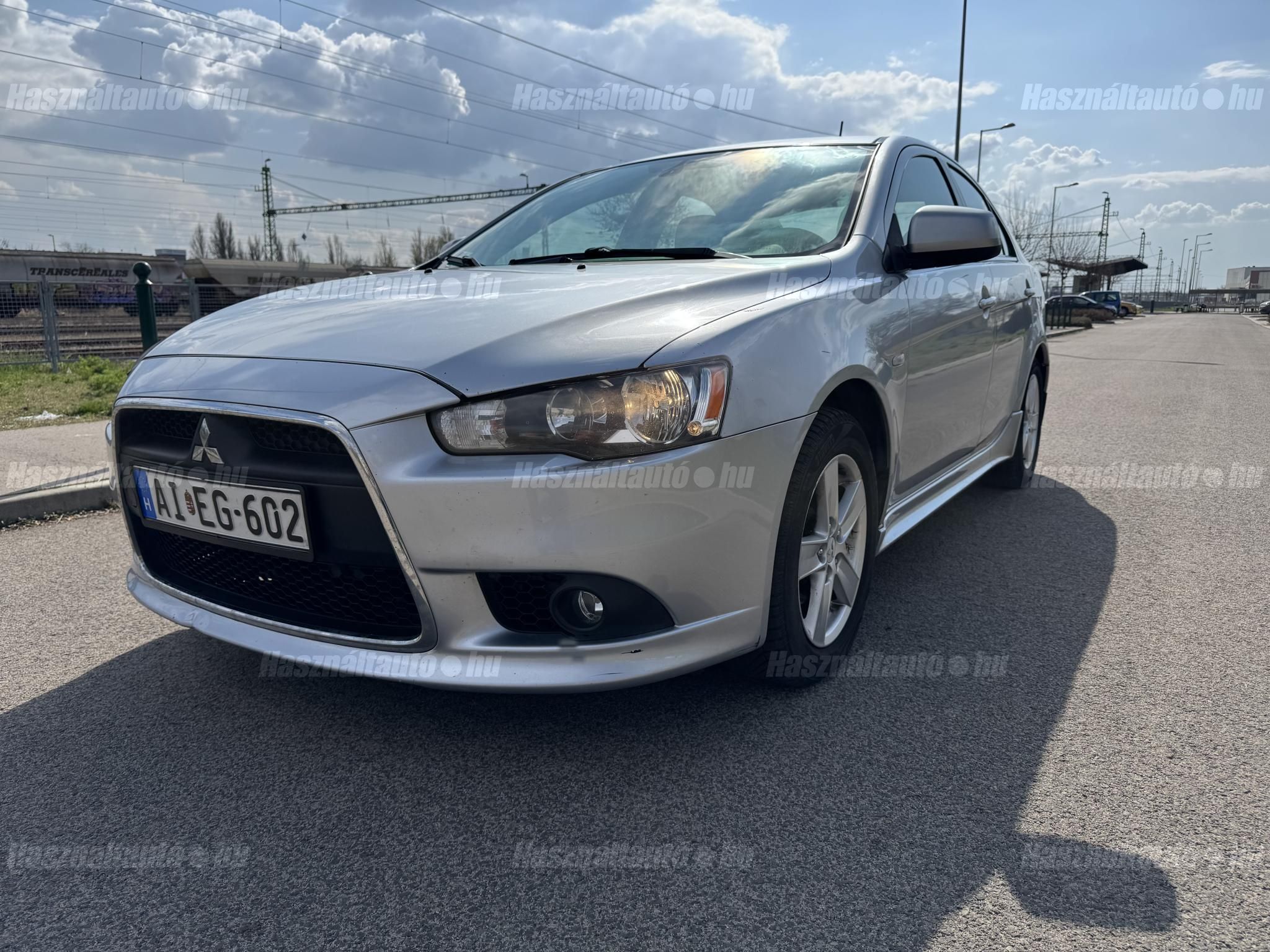 MITSUBISHI LANCER 2010/6 - 1