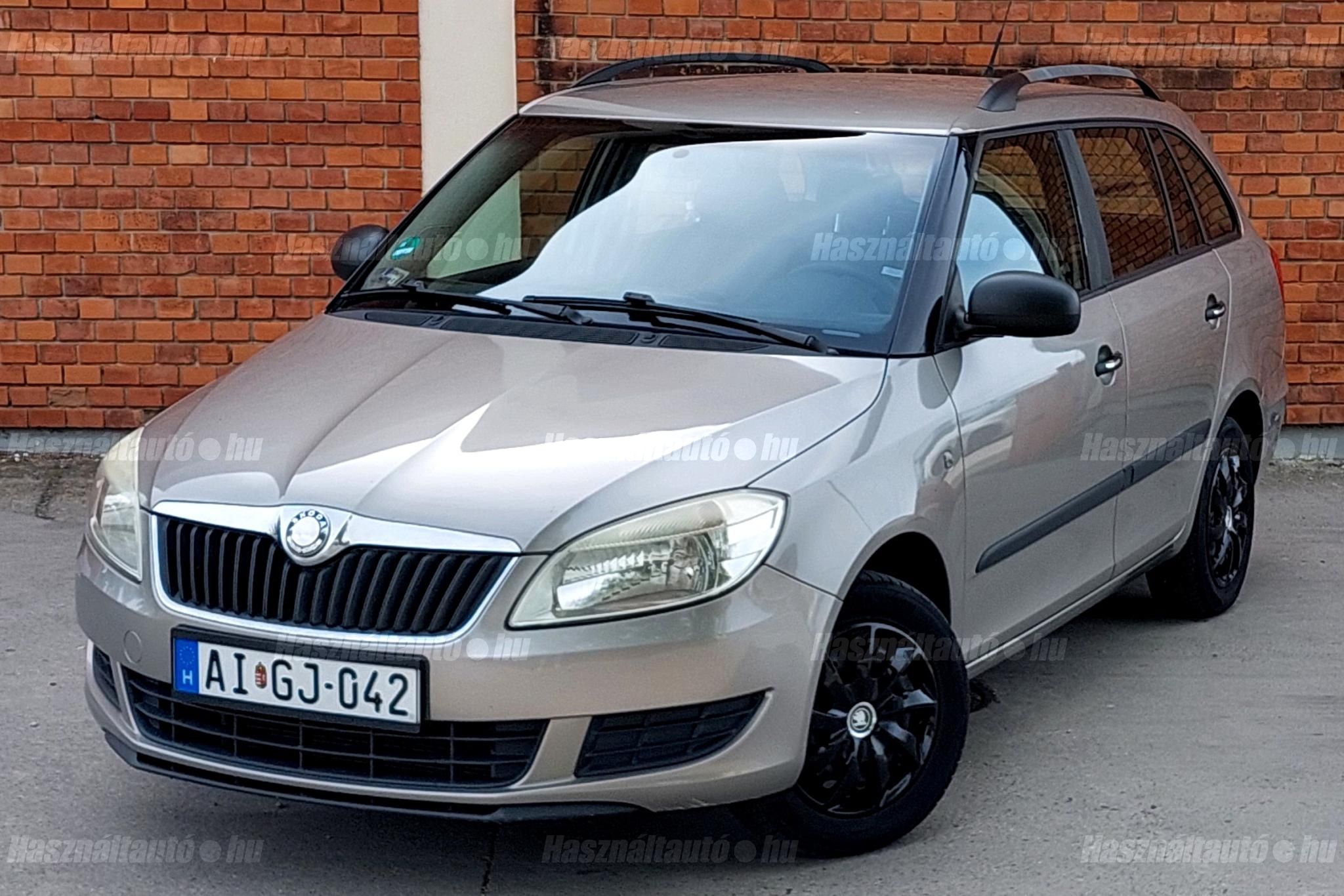 SKODA FABIA 2010/6 - 1