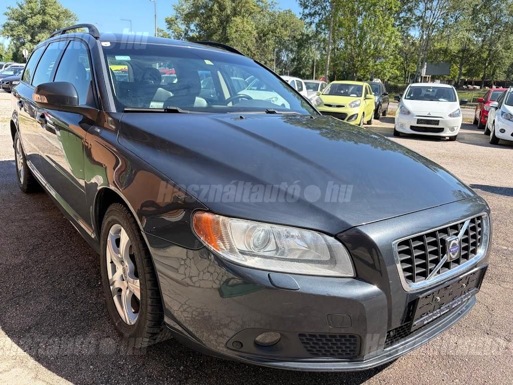 VOLVO V70 2008/10 - 1