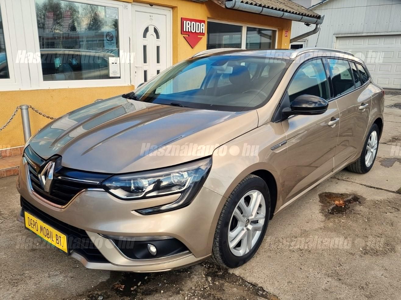 RENAULT MEGANE 2018/7 - 1