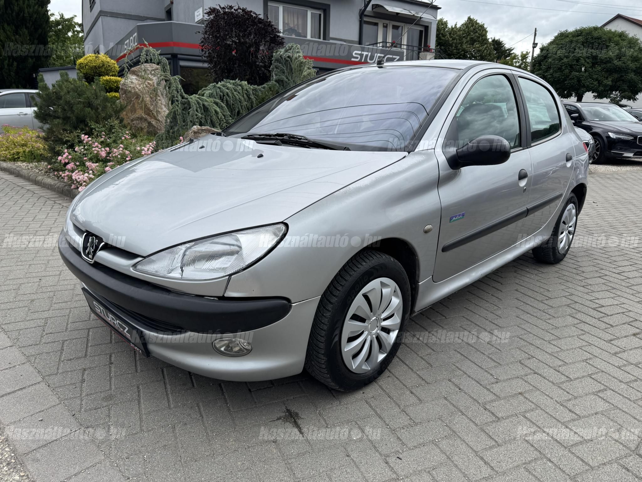 PEUGEOT 206 2001/5 - 1