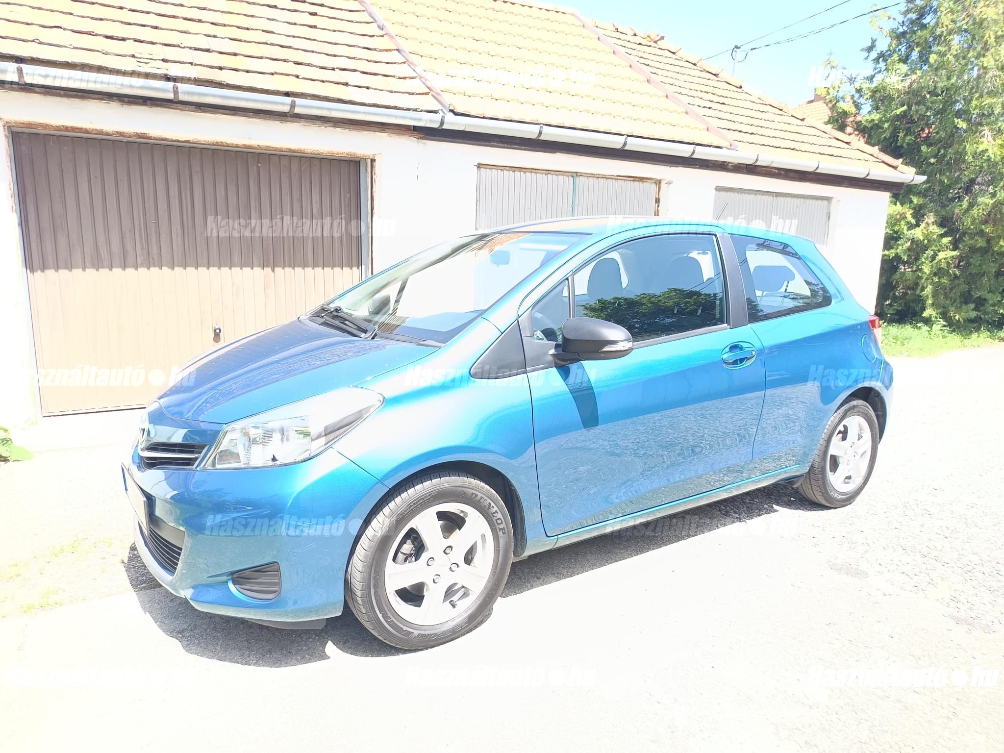 TOYOTA YARIS 2012/6 - 1