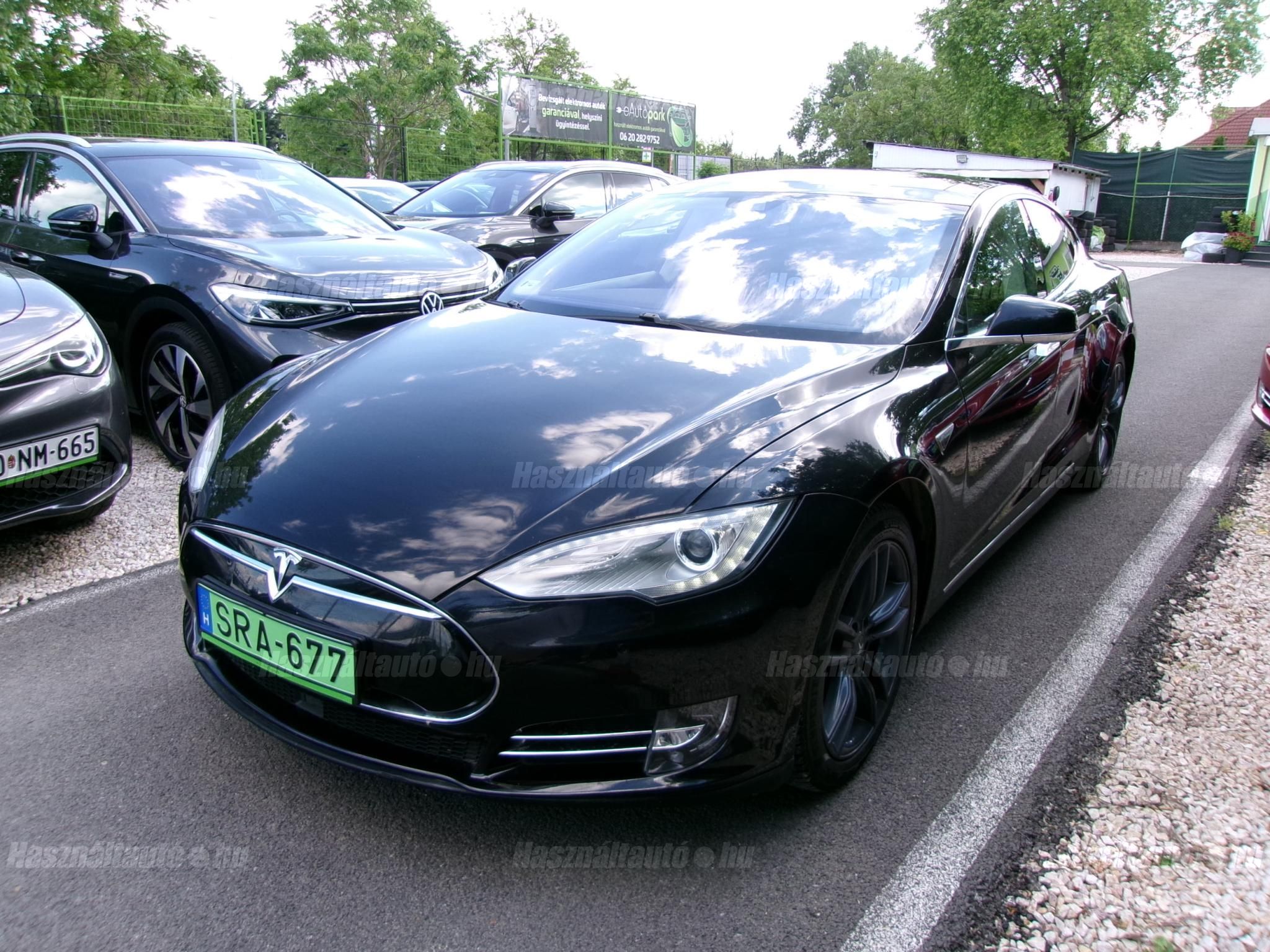 TESLA MODEL S 2015/12 - 1