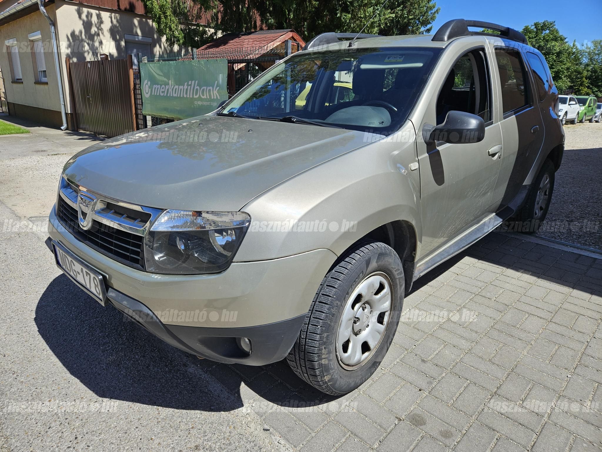 DACIA DUSTER 2012/7 - 1