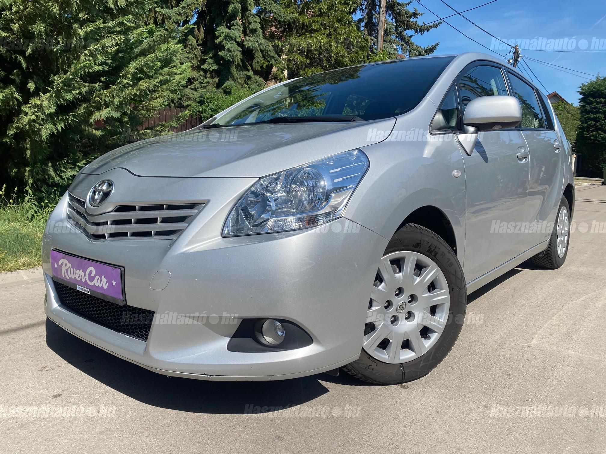 TOYOTA VERSO 2011/5 - 1