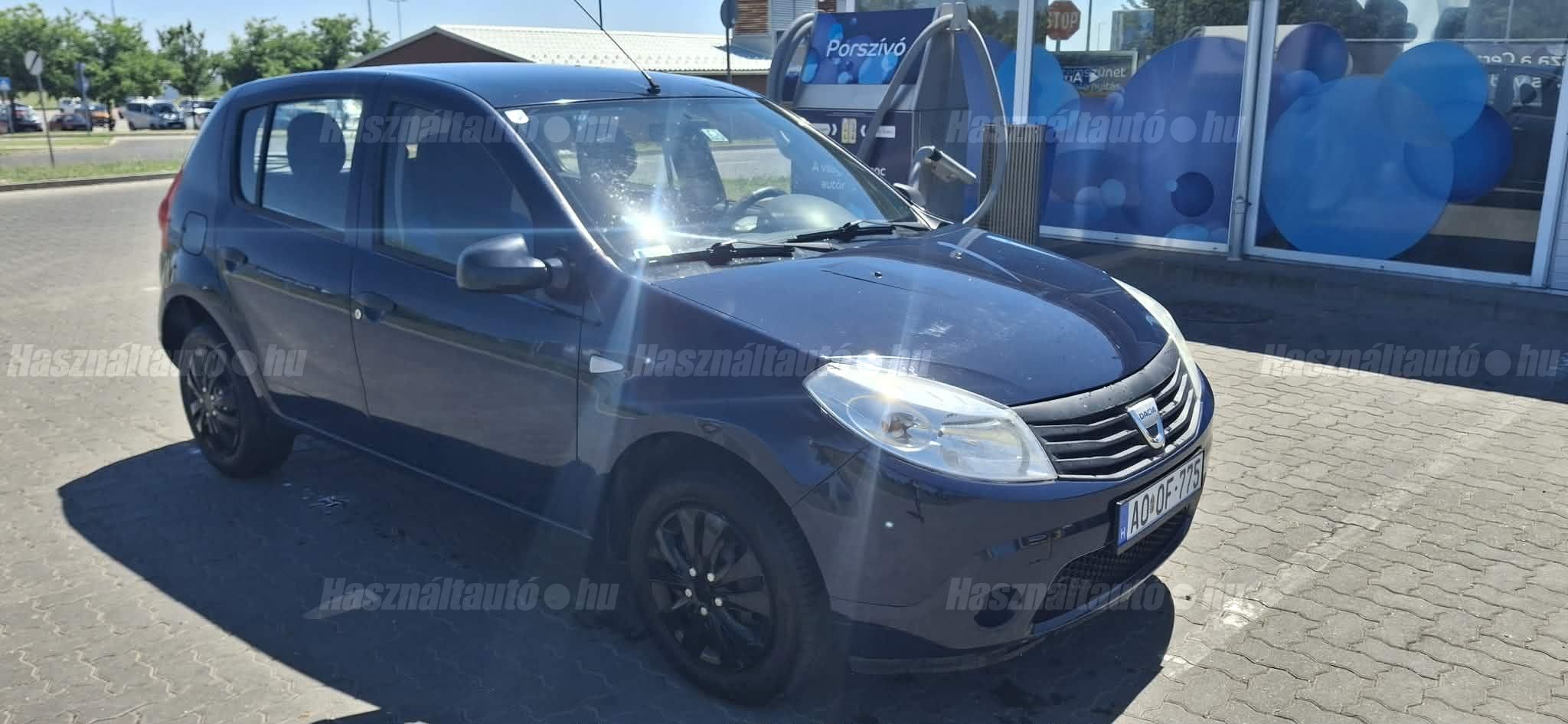 DACIA SANDERO 2010/6 - 1