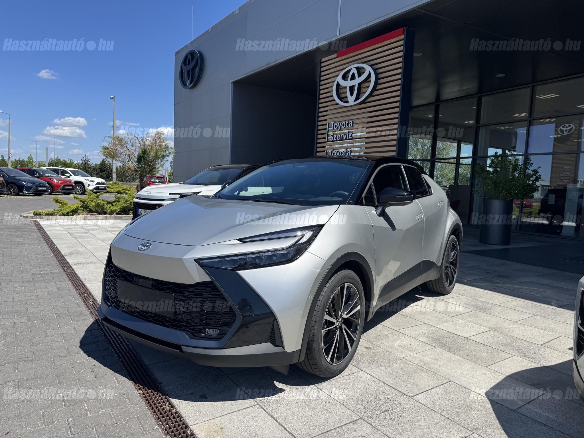 TOYOTA C-HR 2026/5 - 1