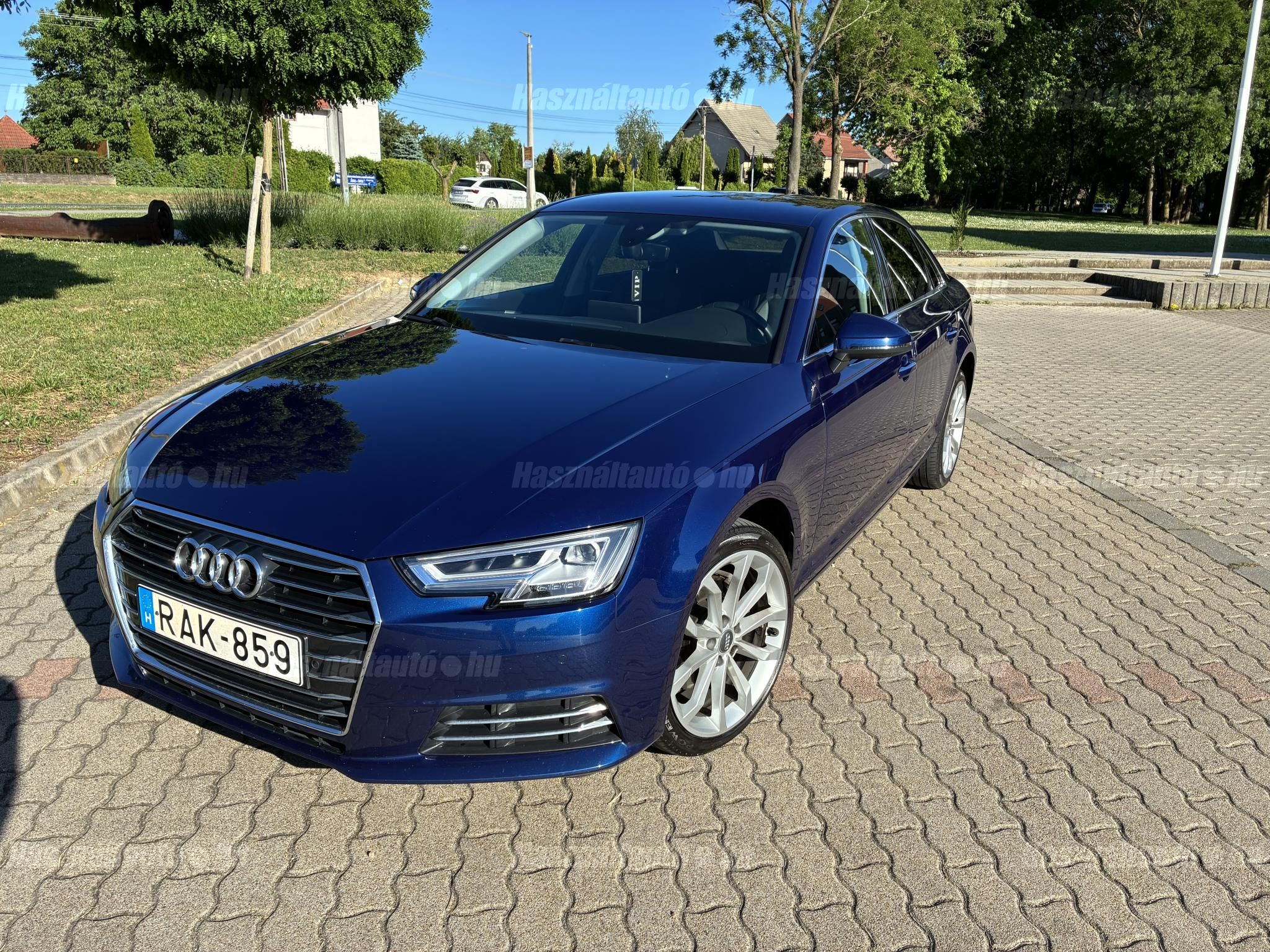 AUDI A4 2018/9 - 1