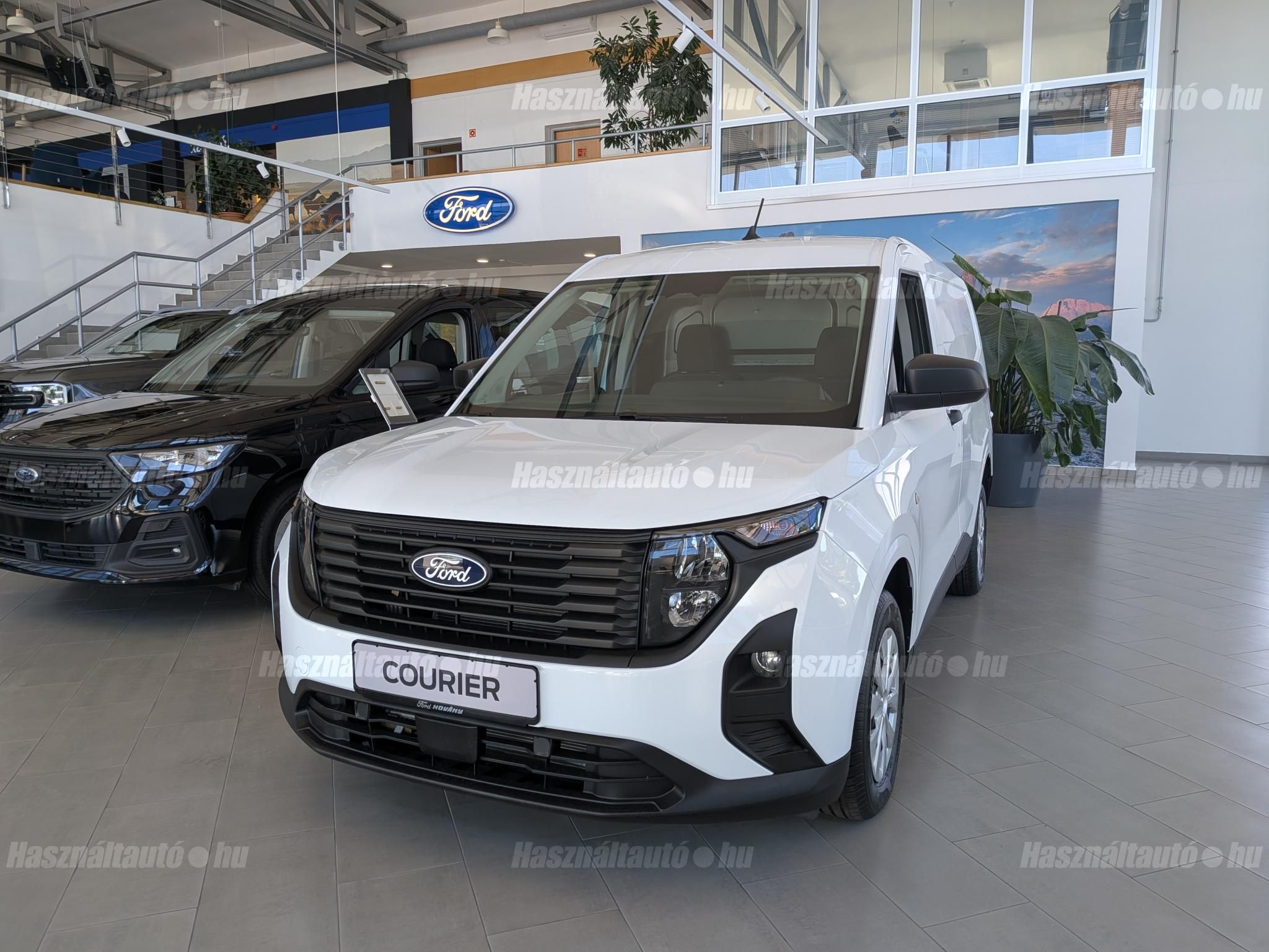 FORD COURIER 2025 - 1