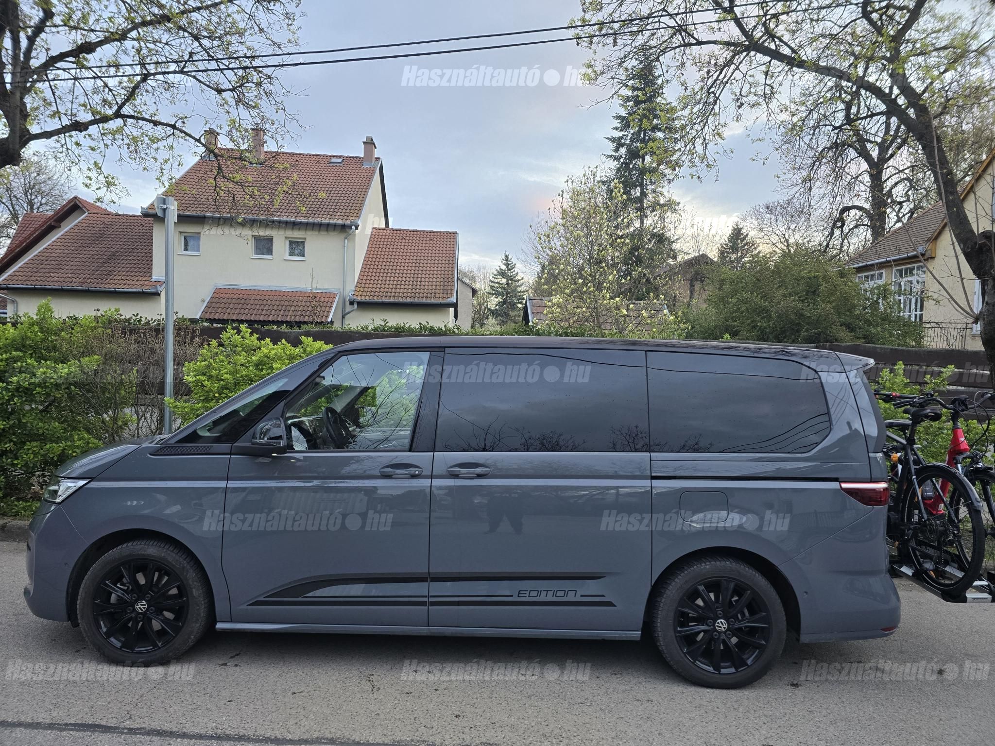 VOLKSWAGEN MULTIVAN 2023/12 - 1