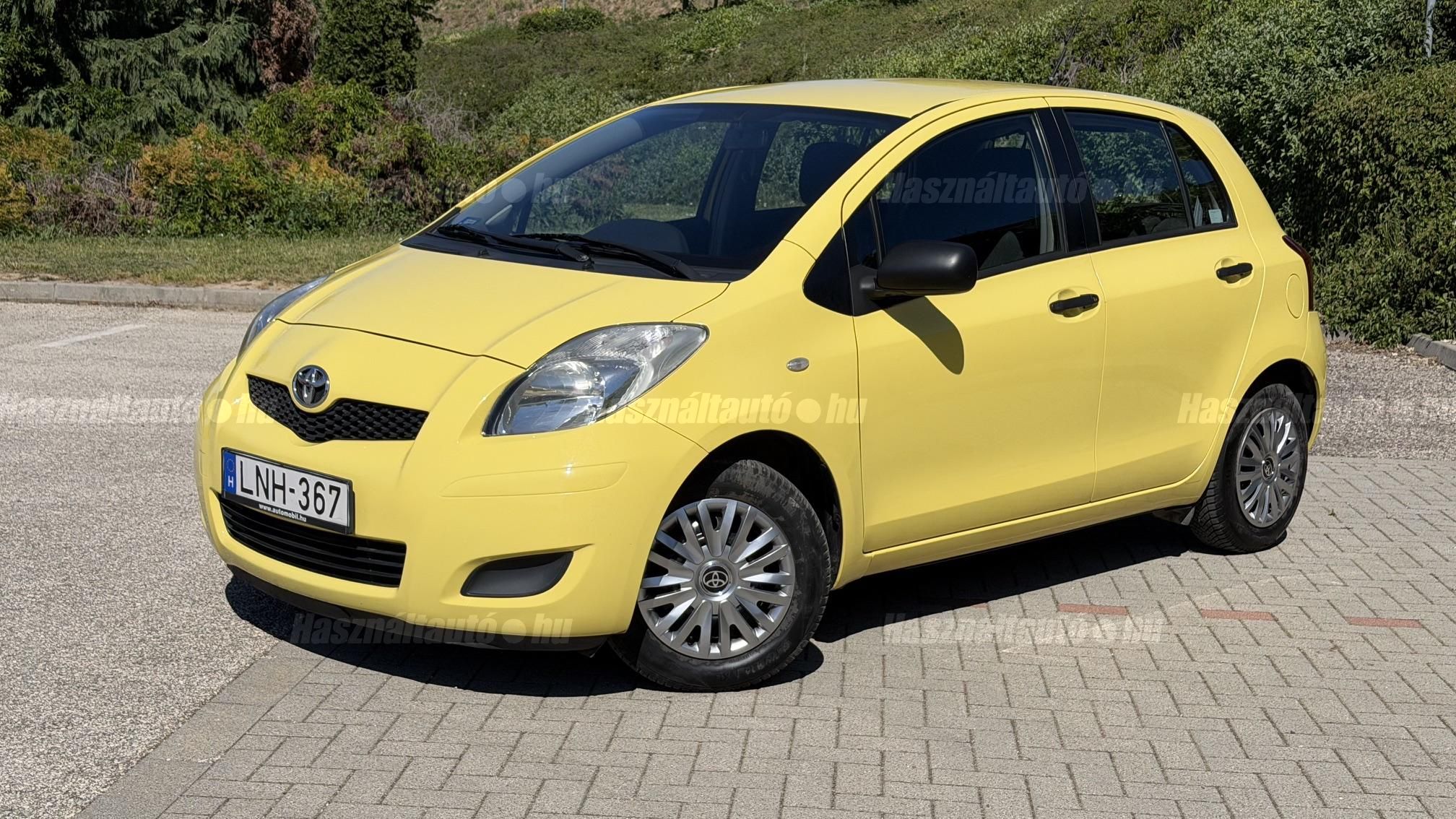 TOYOTA YARIS 2009/4 - 1