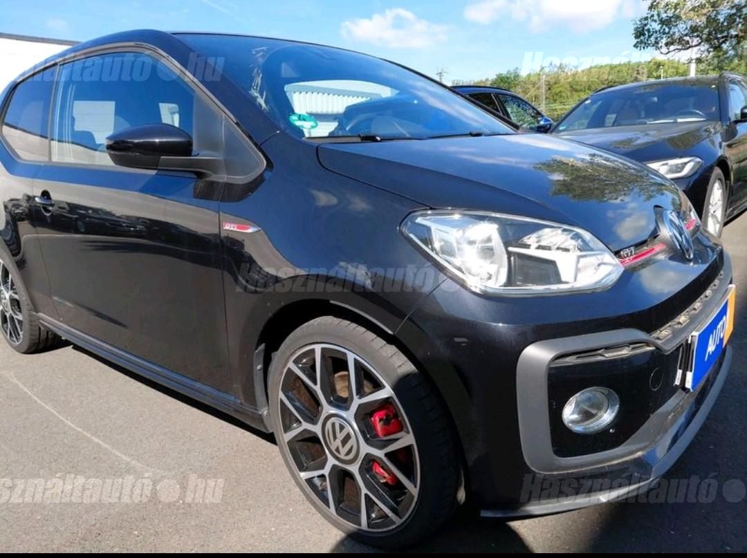 VOLKSWAGEN UP 2019/7 - 1