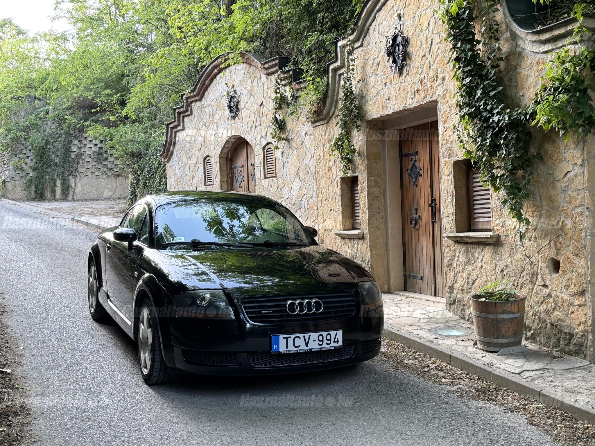 AUDI TT 2000/10 - 1