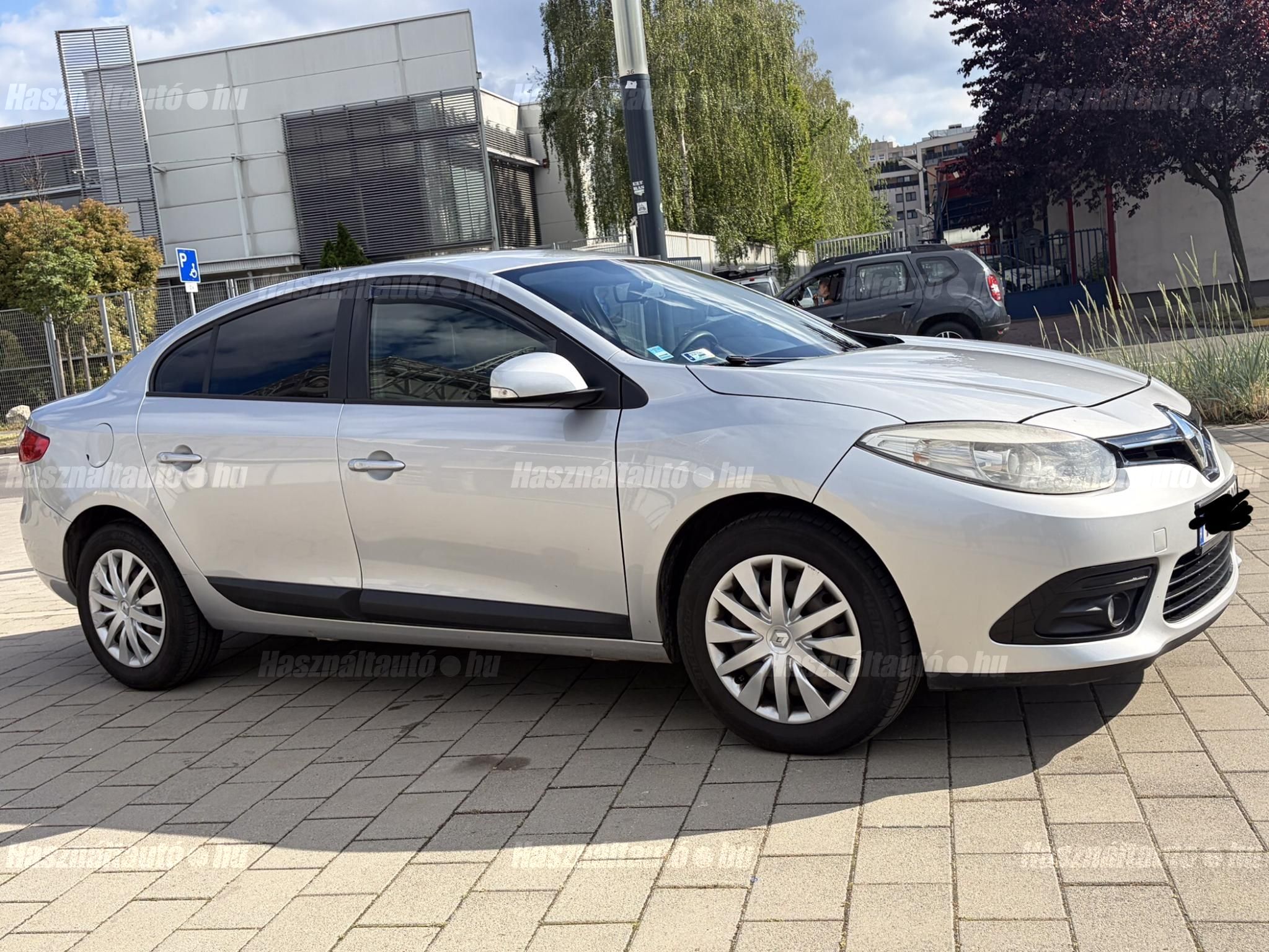 RENAULT FLUENCE 2016/4 - 1