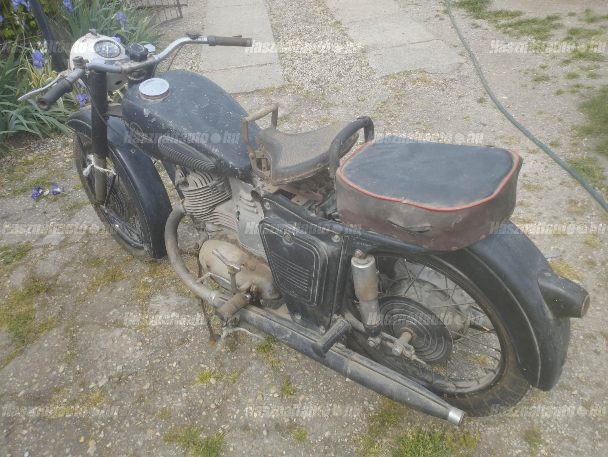 IZS 56 1957/8 - 1
