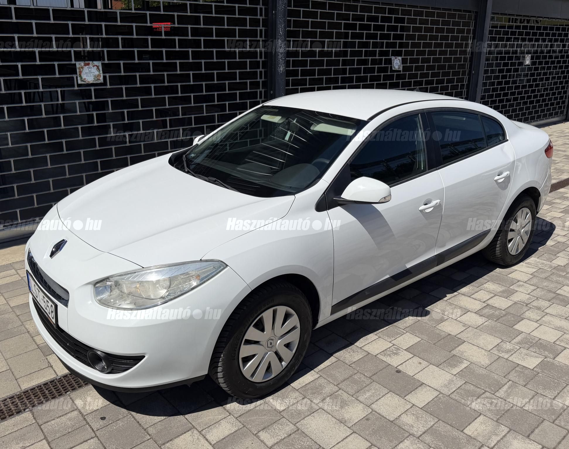 RENAULT FLUENCE 2010/8 - 1