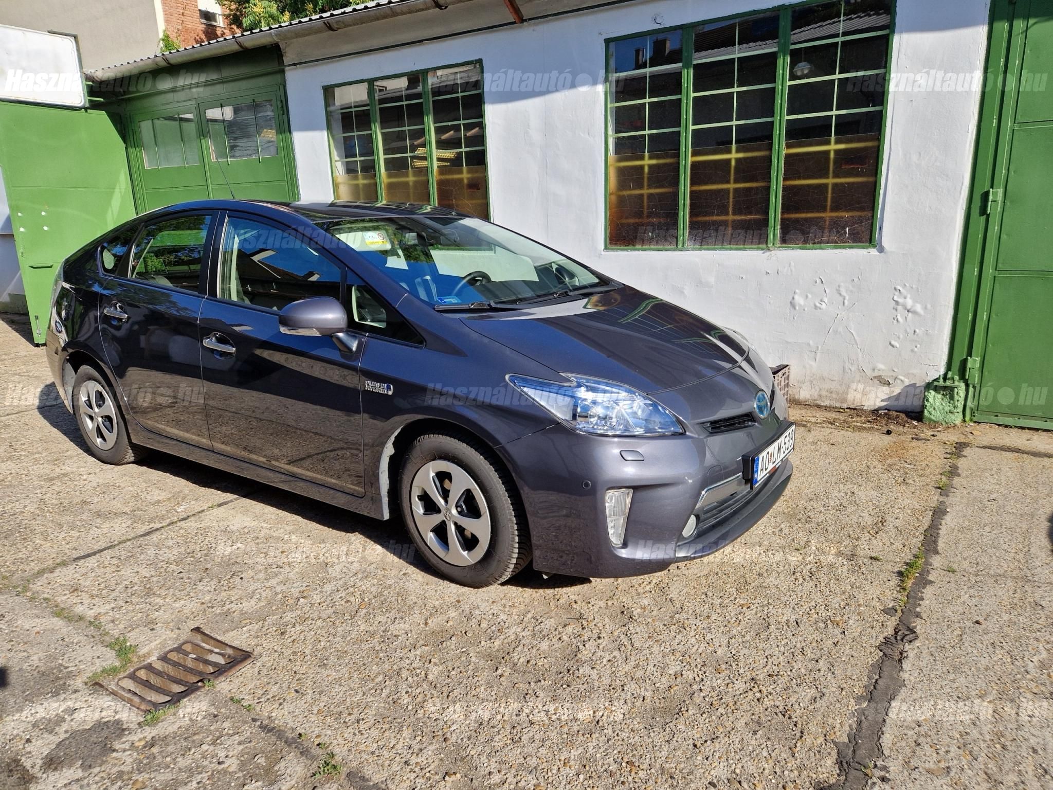 TOYOTA PRIUS PLUG-IN 2012/11 - 1