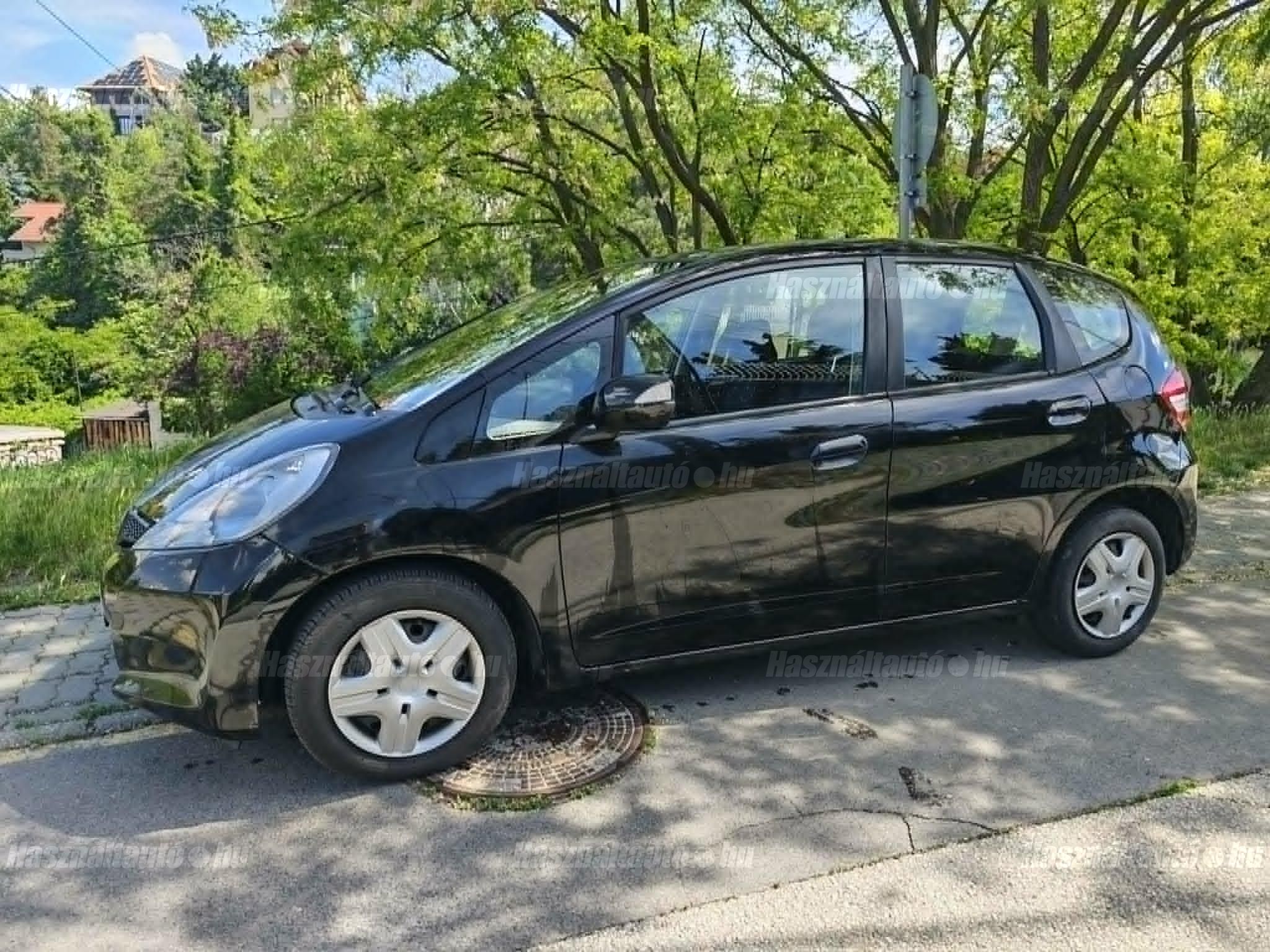 HONDA JAZZ 2013/8 - 1