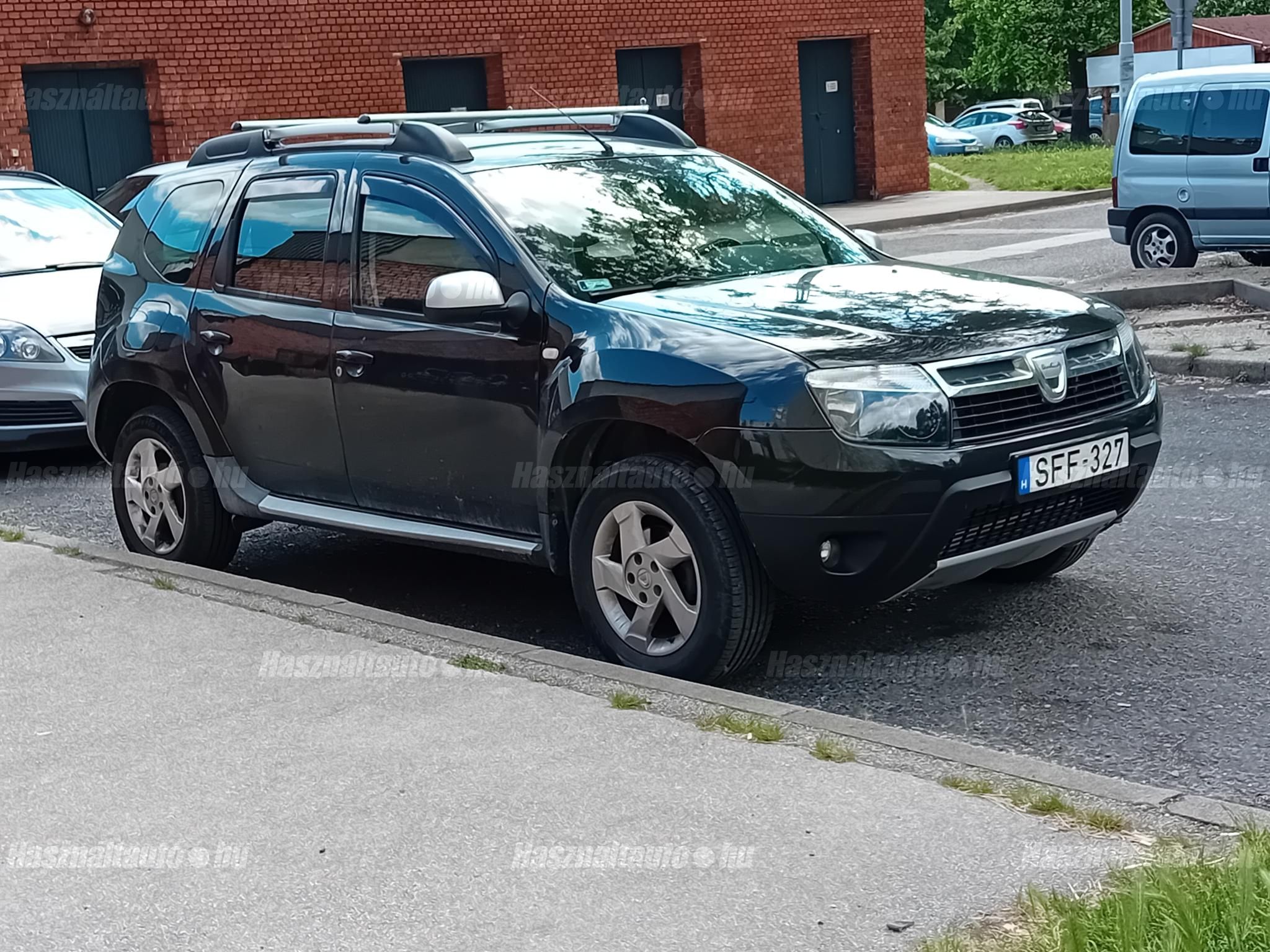 DACIA DUSTER 2010/11 - 1