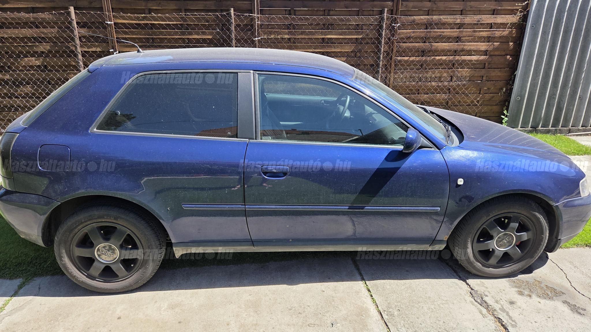 AUDI A3 2000/6 - 1