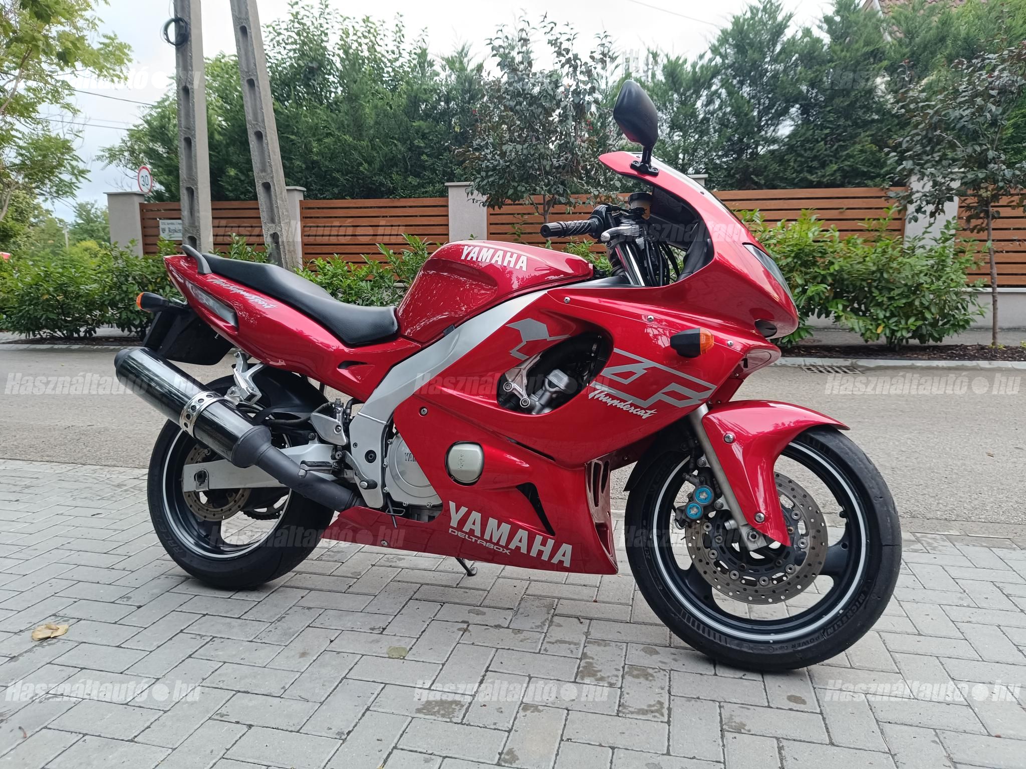 YAMAHA YZF 600 R 2002/1 - 1