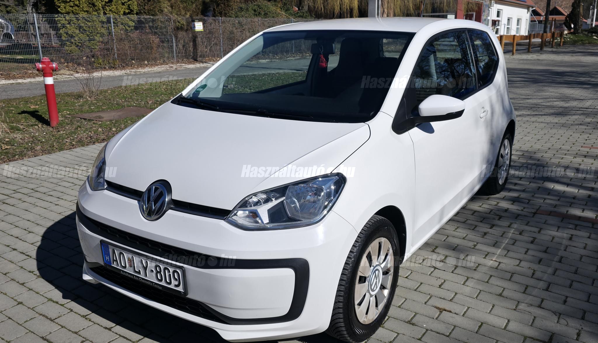VOLKSWAGEN UP 2017/5 - 1