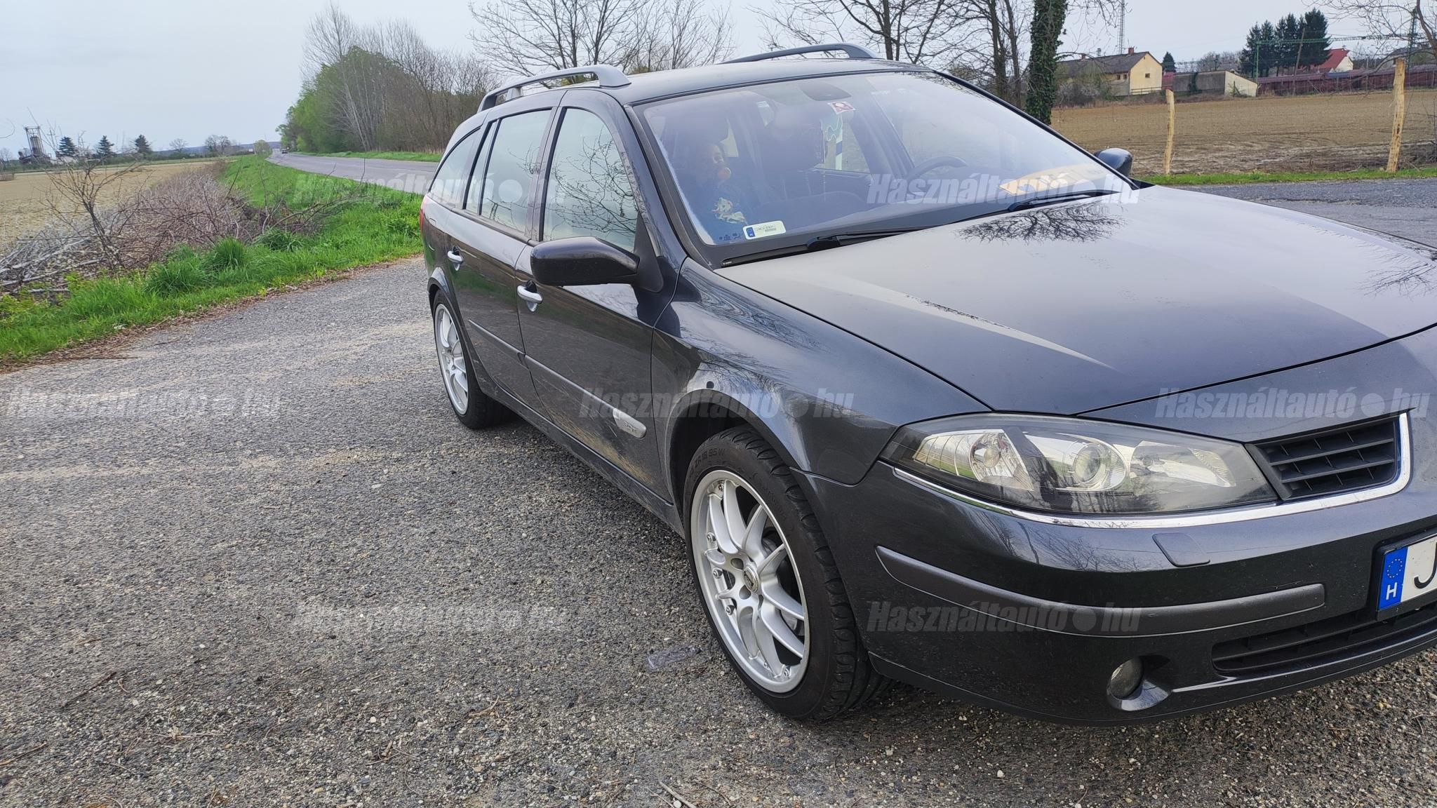 RENAULT LAGUNA 2005/7 - 1