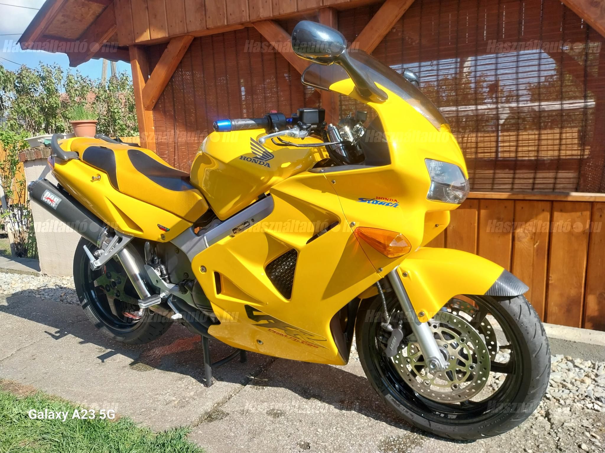 HONDA VFR 800 2000/6 - 1