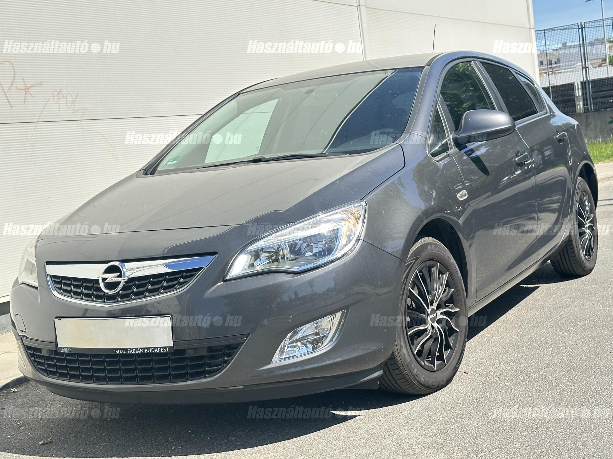 OPEL ASTRA J 2010/6 - 1