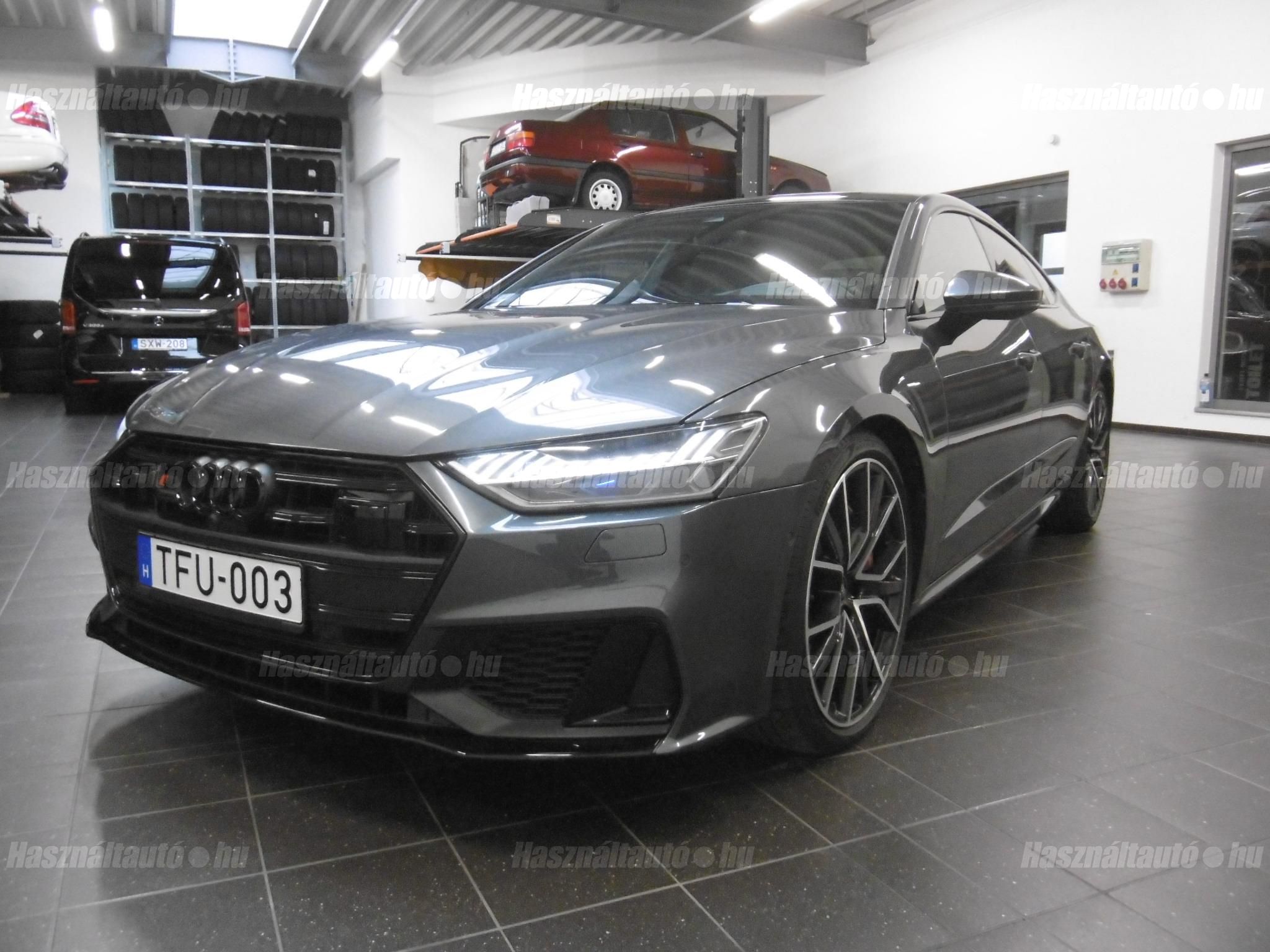 AUDI S7 2022/3 - 1