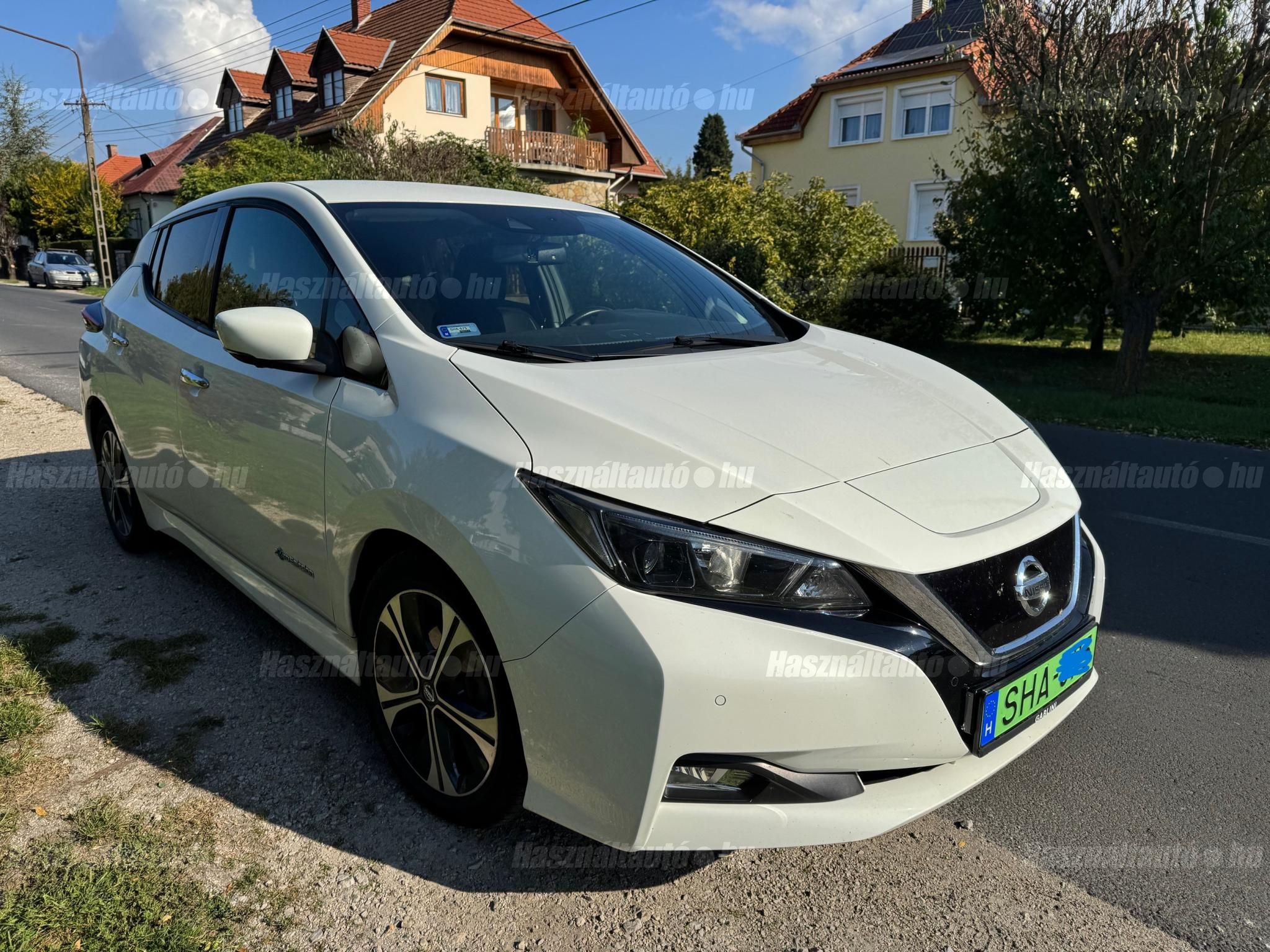 NISSAN LEAF 2020/9 - 1