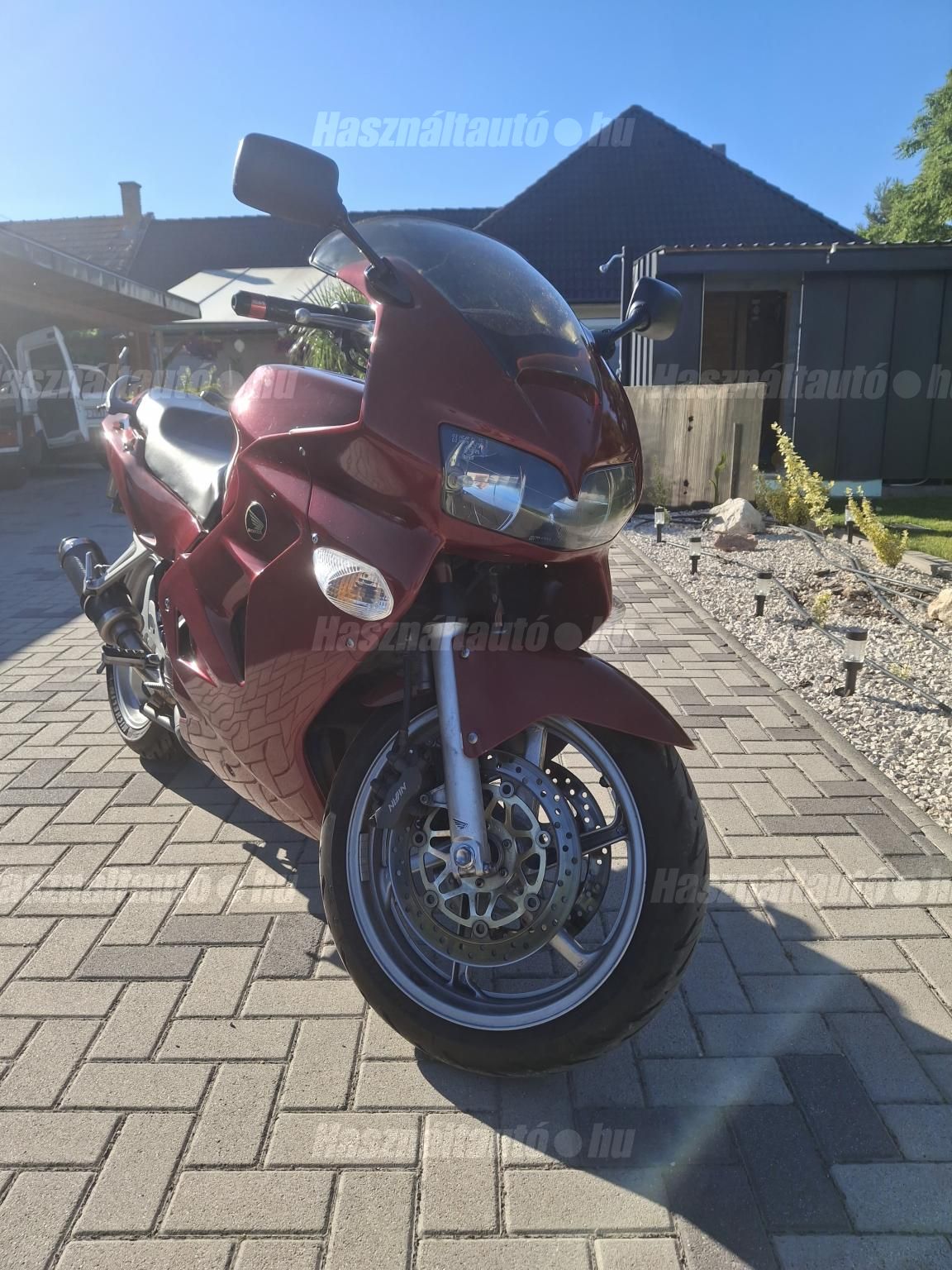 HONDA VFR 800 2000/5 - 1