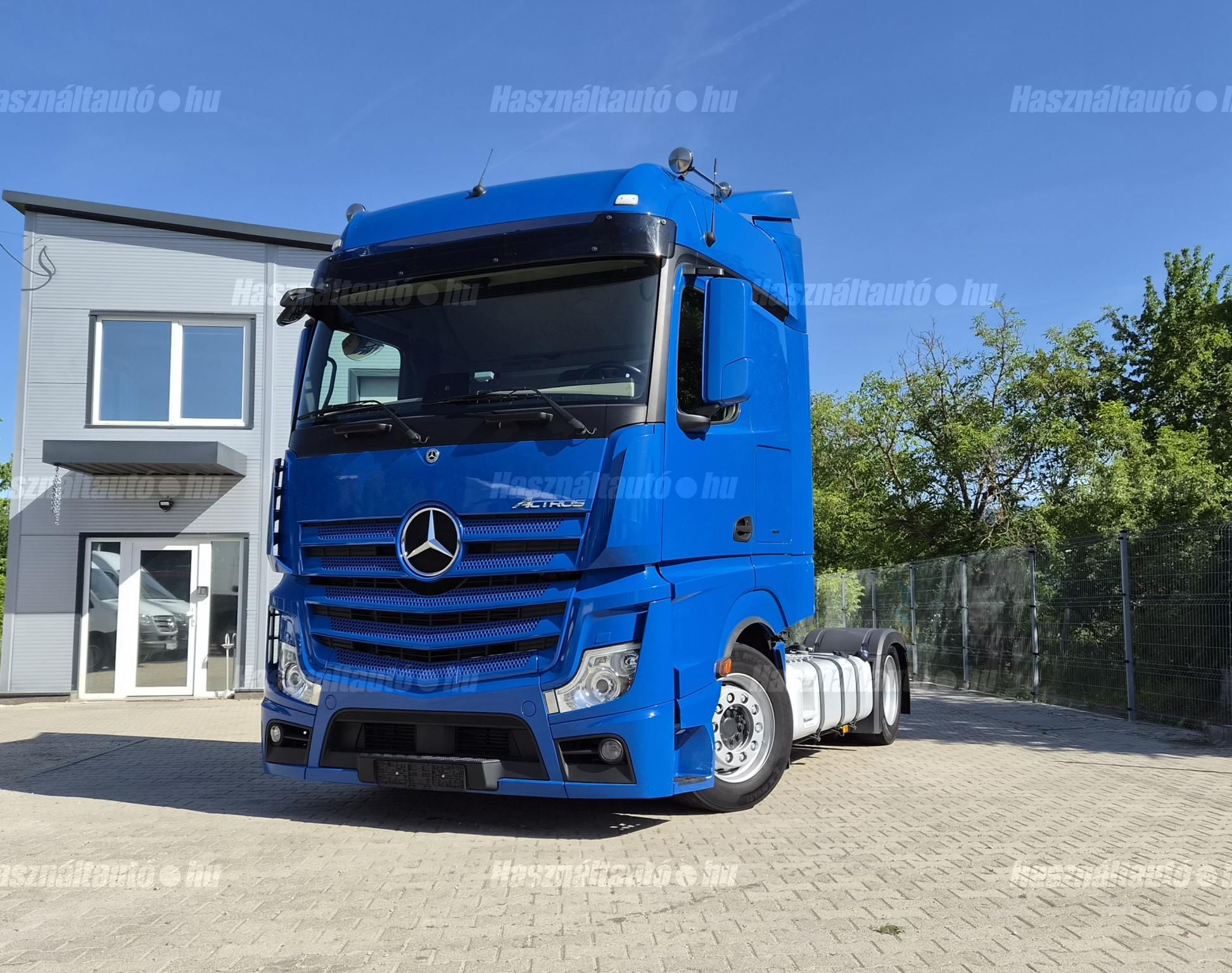 MERCEDES-BENZ 2021/6 - 1