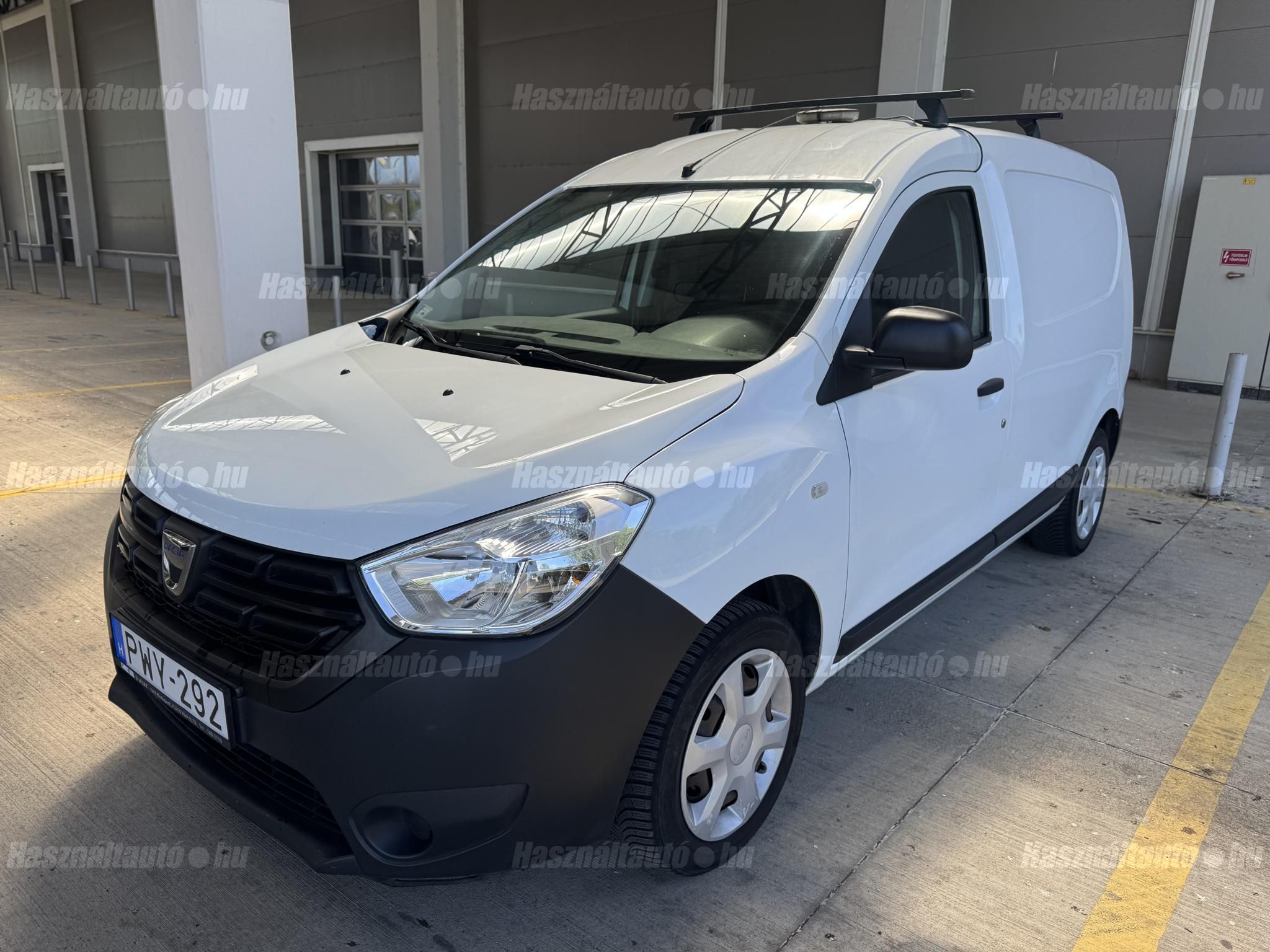 DACIA DOKKER 2018/6 - 1