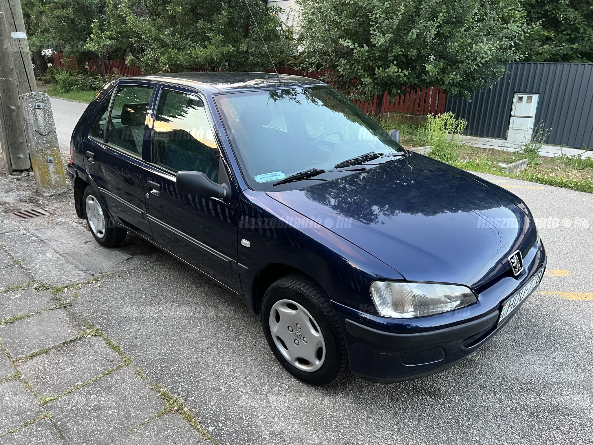 PEUGEOT 106 2000/8 - 1