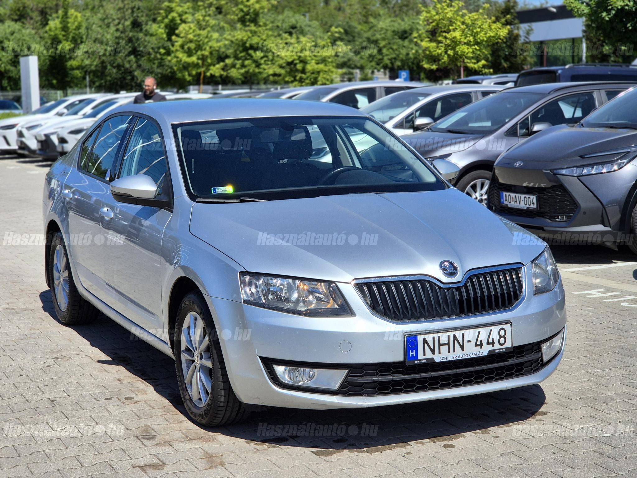 SKODA OCTAVIA 2015/9 - 1